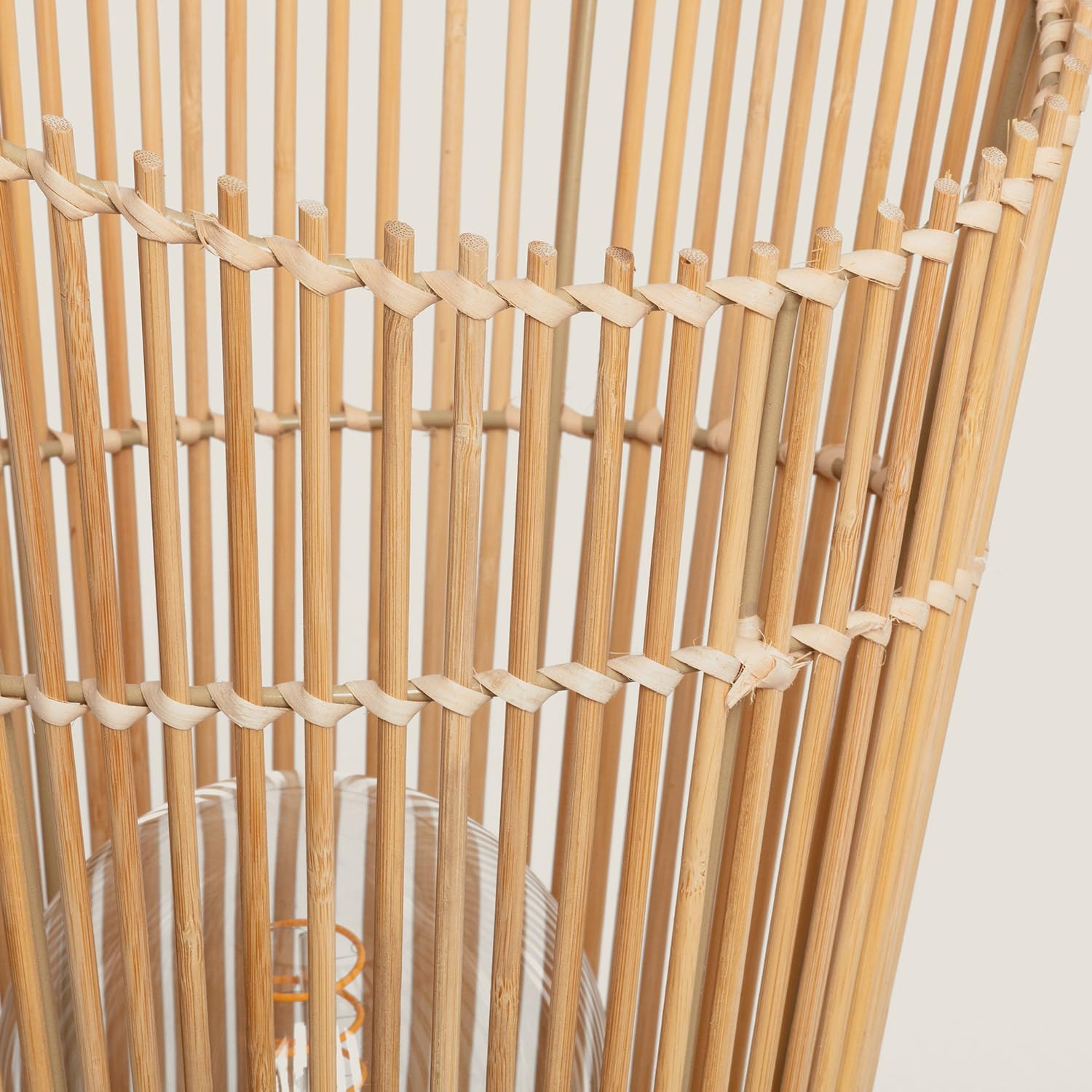 LEDKIA LIGHTING - Lámpara de Pie Marady | Diseño Mediterráneo y Natural | Compatible con Bombillas LED E27 | Para Salón; Dormitorio y Más | 1180 mm Alto; Natural; Bambú