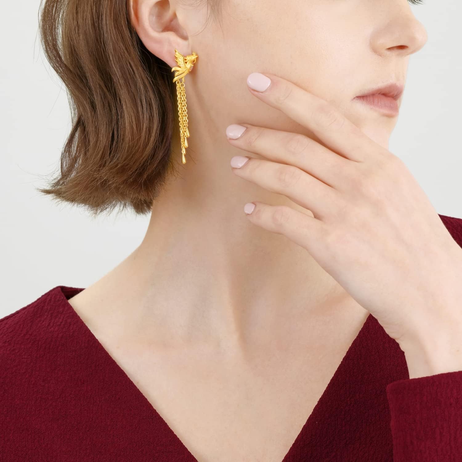 Chow Sang Sang Chinese Wedding Collection 999.9 24K Gold Price-by-Weight Gold Dragon and Phoenix Asymmetric Dangle Earrings for Women 86758E