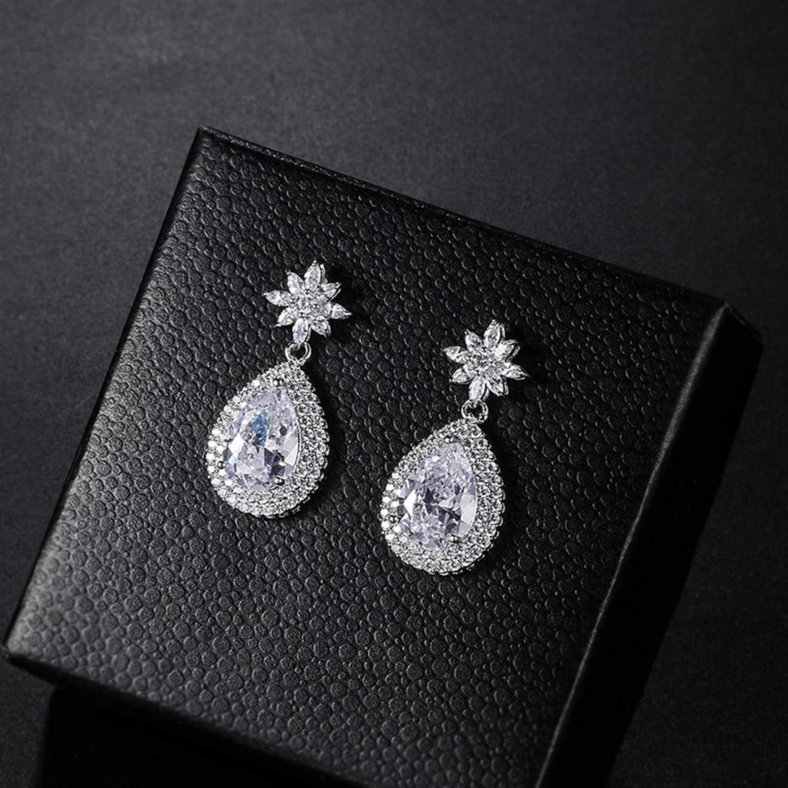 Set di Gioielli con Collana e Orecchini in Cristallo CZ con Taglio a Pera di Grandi Dimensioni, con zirconi cubici, Set di Gioielli da Sposa