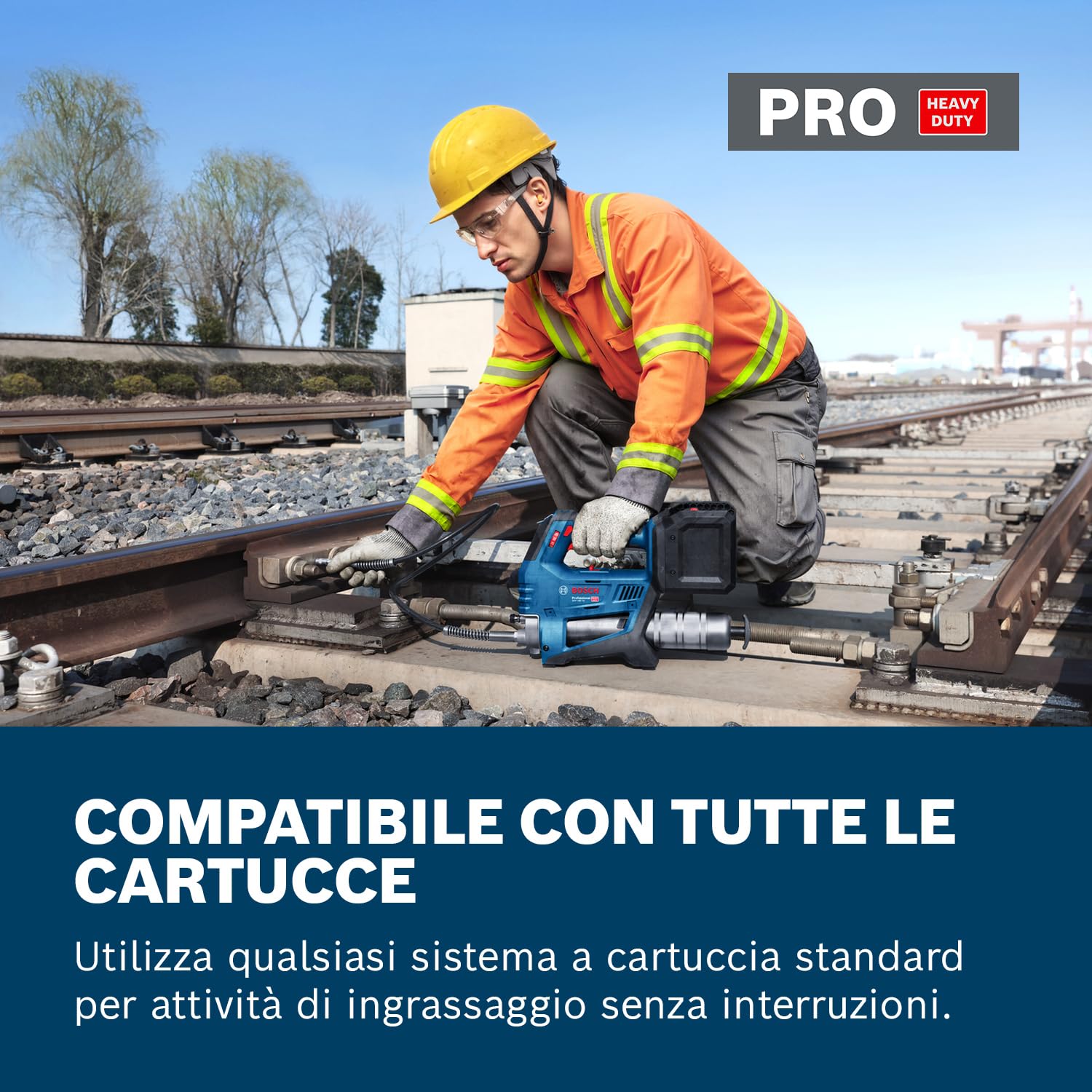 Bosch Professional 18V System Ingrassatore a batteria GFP 18V-10 (pressione di esercizio max. 10.000 psi, portata max. fino a 320 g/min., incl. accoppiatore a 90°, tracolla)