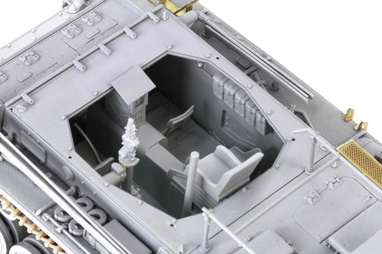 Amazon | ドラゴン 1/35 第二次世界大戦 ドイツアフリカ軍団 3号戦車H