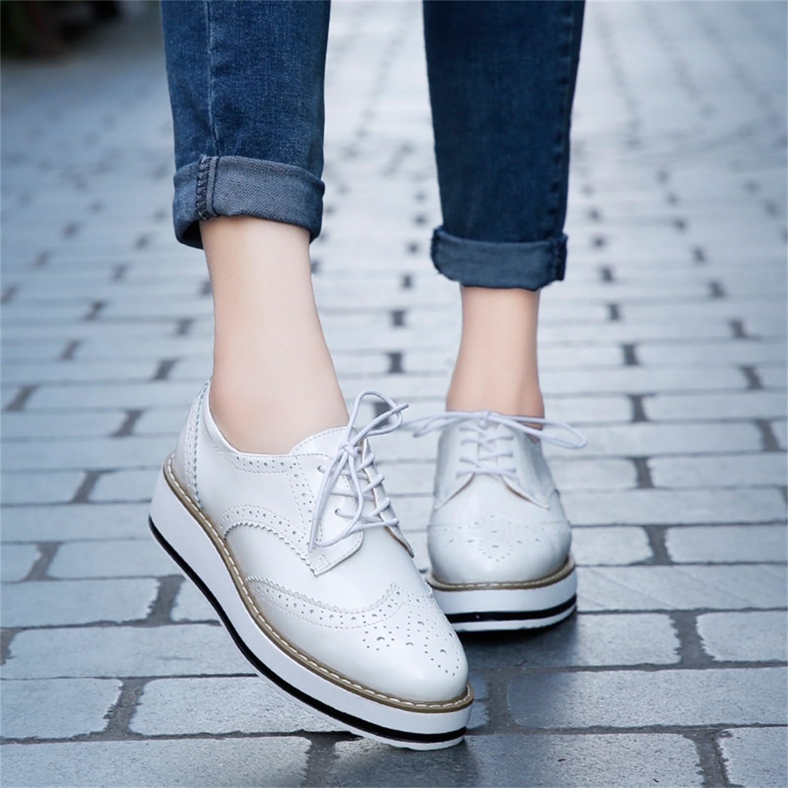 Chaussures Oxford à plateforme pour femme - Style classique - En cuir épais - Bout rond - Chaussures compensées à lacets - Respirantes et confortables - Brillantes