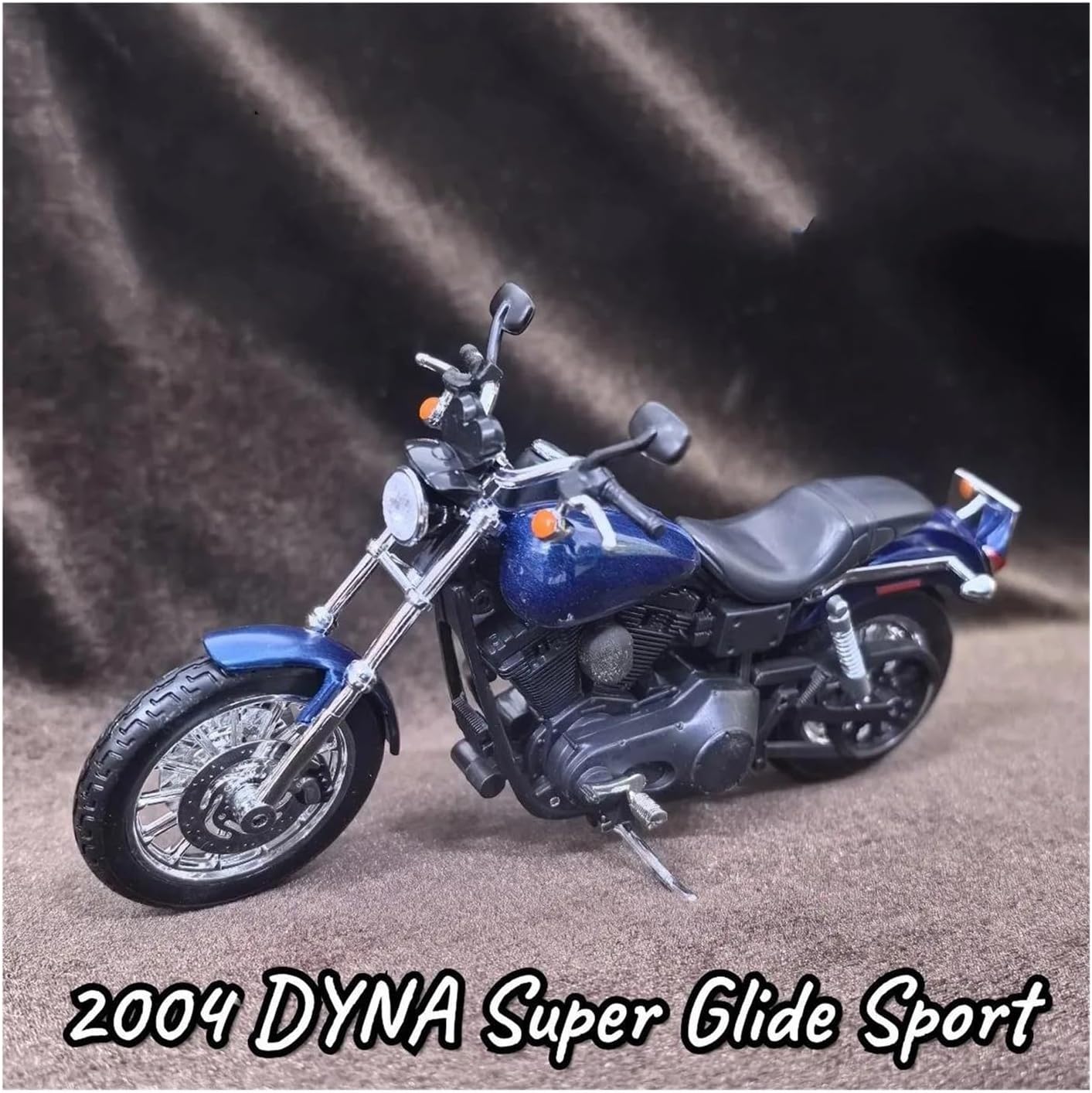 HASCBUYC 1:12 Compatible with HD 2004 DYNA Super Glide Sport, Mini Motorcycle Model, Miniature Vehicle