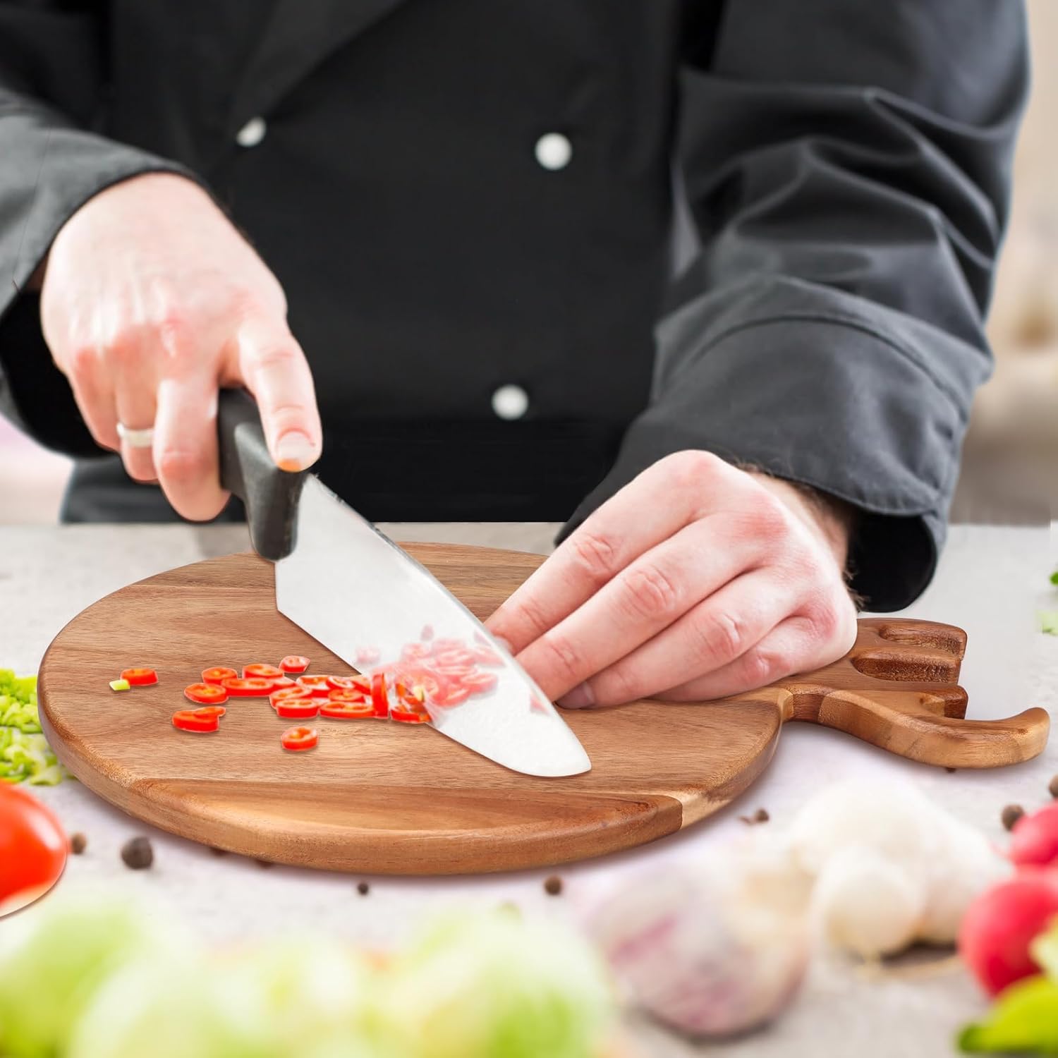 Large Round Christmas Charcuterie Boards Gifts Acacia Wood Cutting Board with Handle Decorative Wooden Xmas Cheese Board Christmas Food Platters Holiday Kitchen Decor Gifts Festive Xmas Serving Tray