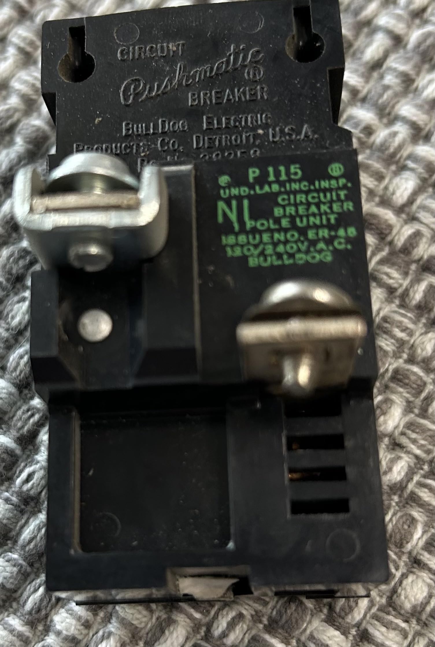 1- PUSHMATIC P115 Plug In Circuit Breaker 1P 15 Amp 120VAC - Amazon.com