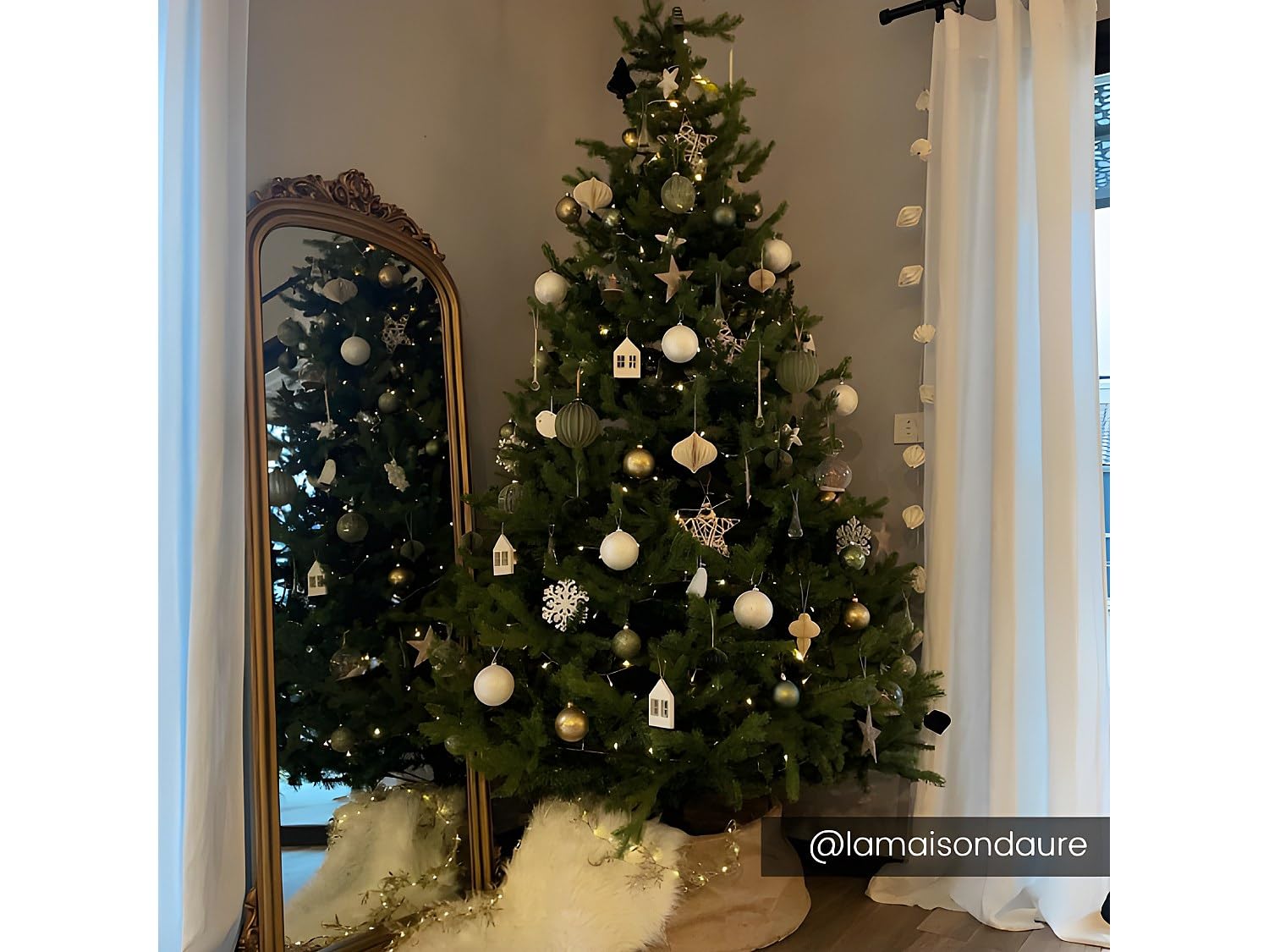 Vente-unique - Gran Espejo Merry - Madera de eucalipto - H180 cm - Dorado