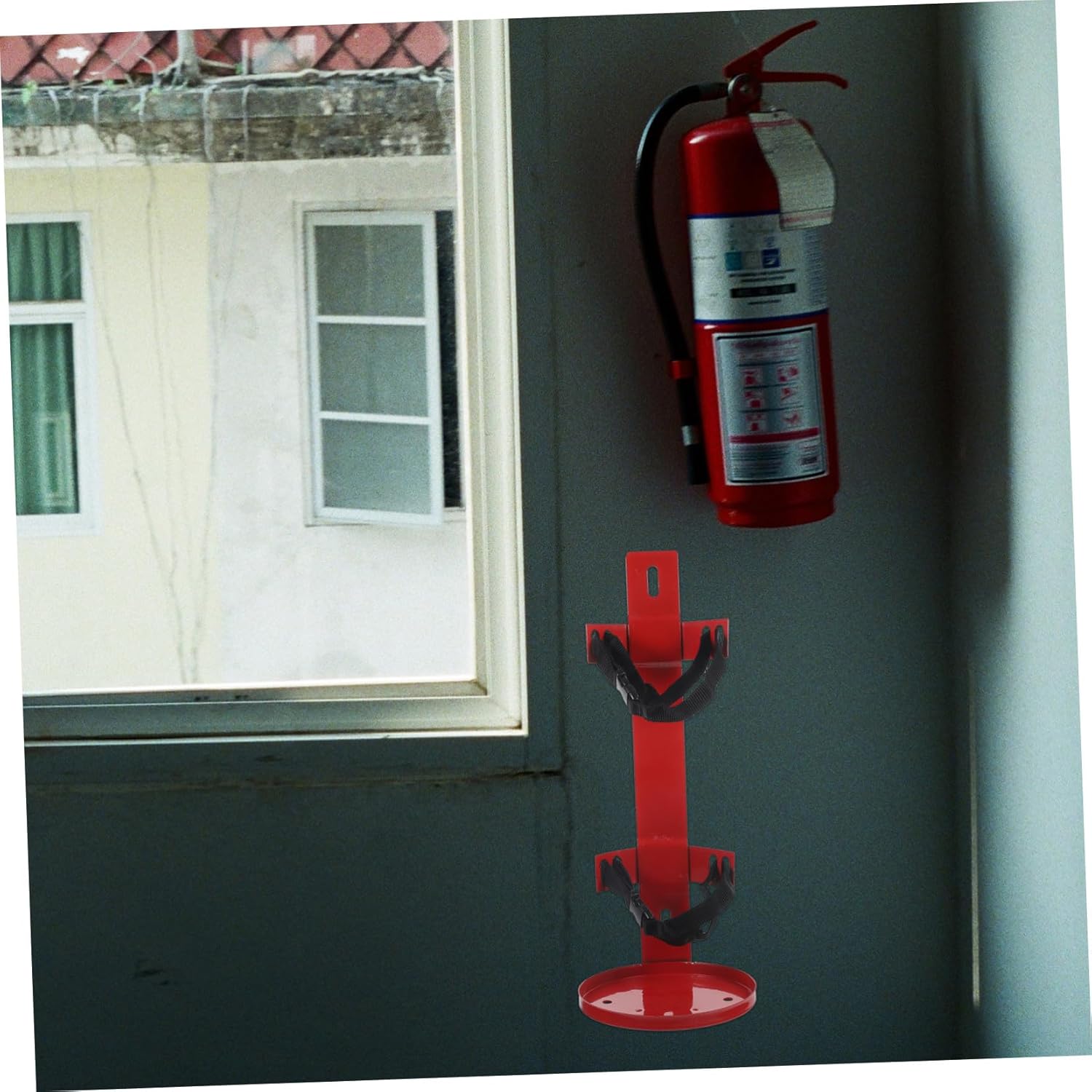 Adjustable Fire Extinguisher Bracket with Heavy-Duty Straps Wall Mount Rack Holder for Extinguishers for Home Office Vehicle Boat Safety Installation