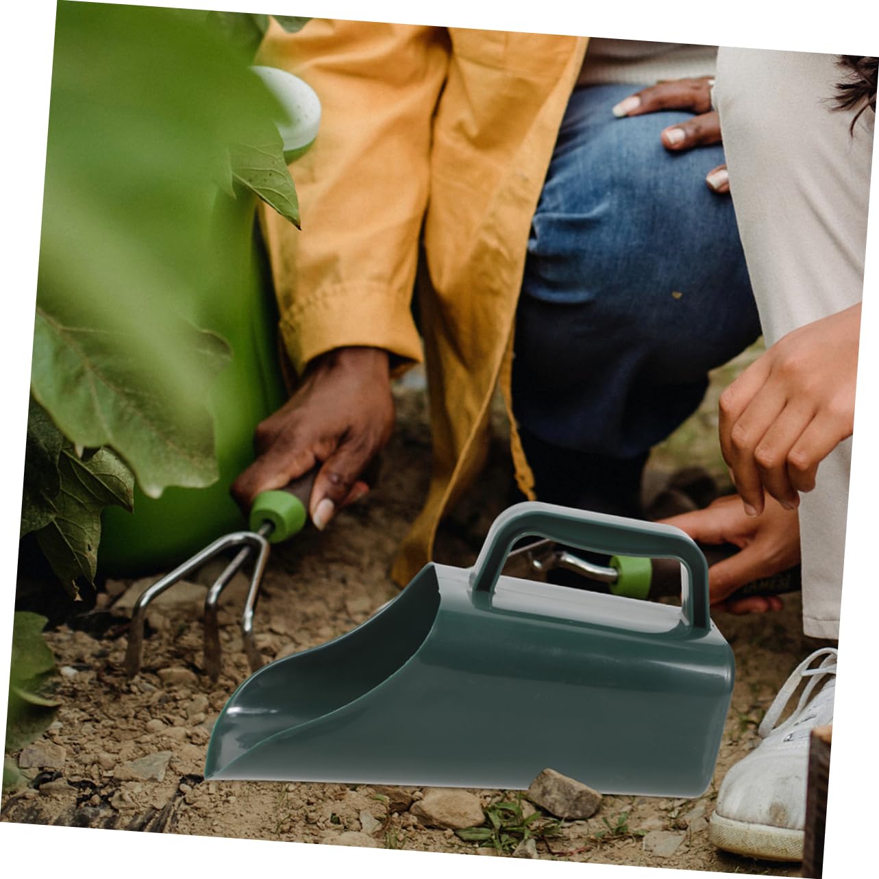 HOMSFOU 2 Stück Gartenschaufel Kunststoff Bpa Frei Gartenspaten Pflanzenerdeschaufel Bonsai Handschaufel Grün Multifunktional für Gartenarbeiten Pflanzenpflege
