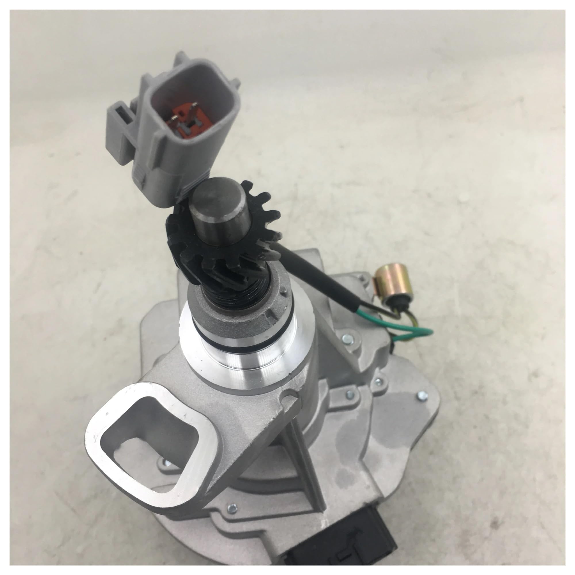Ignition Distributor For 2000-2002 Nissan Quest & Xterra 3.3L V6 (Part #22100-1W601) - New