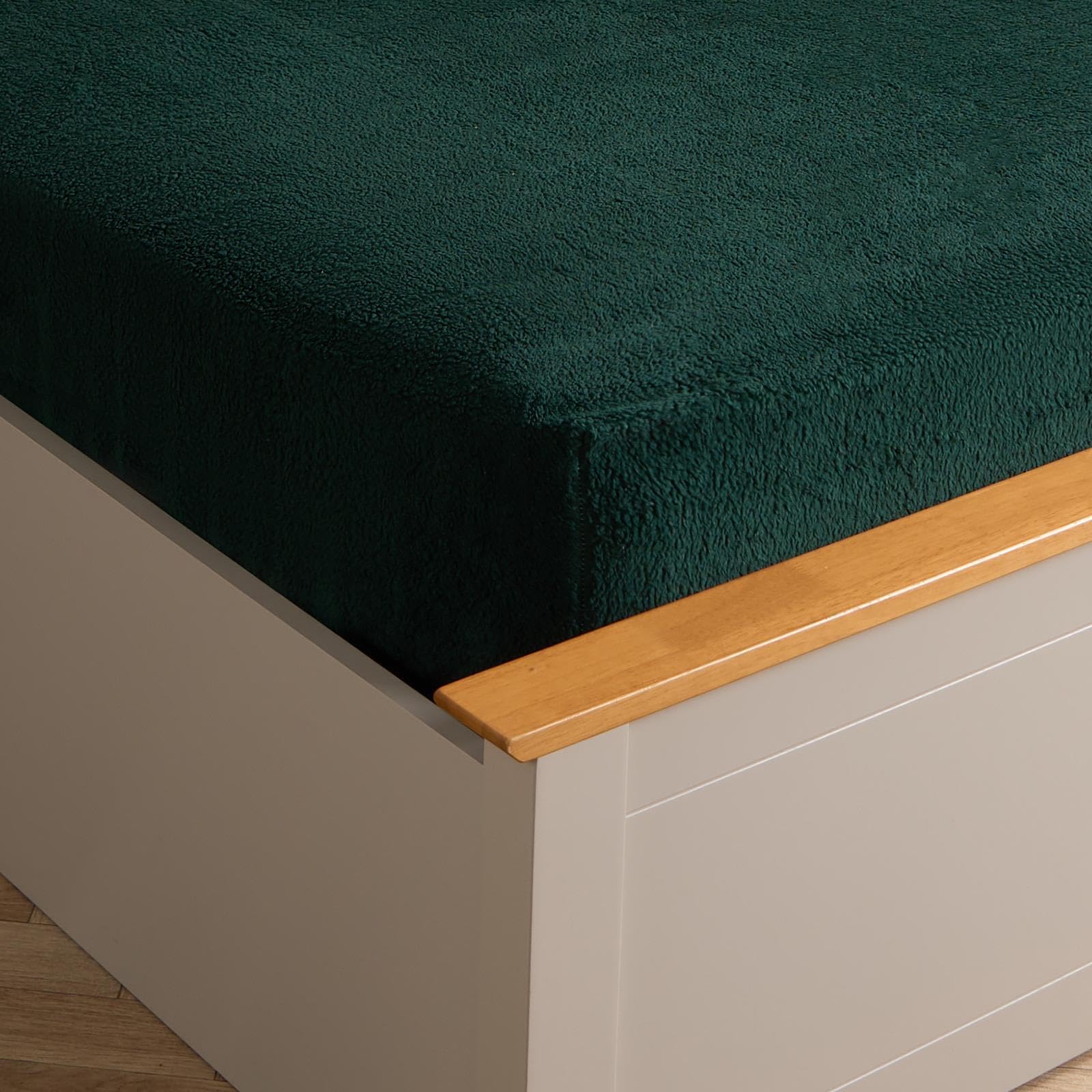 Brentfords Single Bed Sheets, Teddy Fleece Fitted Sheet Bed Cover Easy Care Fade Resistant Ultra Soft Bedding Single Thermal Bedding Fitted Sheet - Forest Green