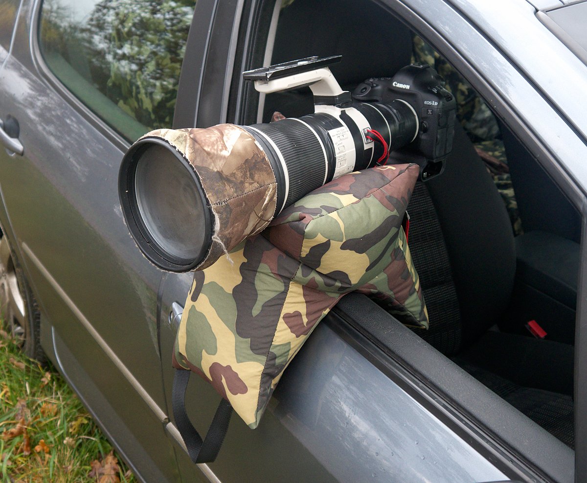 Grappler Kamera Sitzsack Vorgefüllte Version gefüllt mit leichten Styroporkugeln Woodland Camouflage Muster Linsenstütze für Wildlife Photography Polyestergewebe