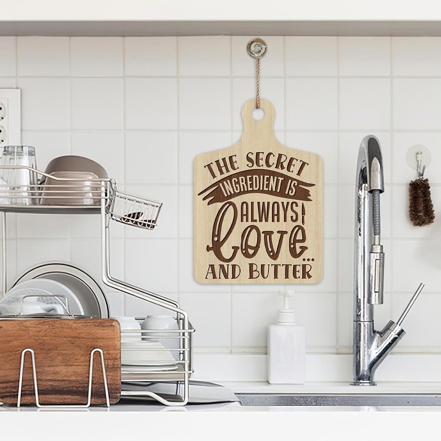 Funny Kitchen The Secret Ingredient is Always Love and Butter Front Door Sign, Family Cutting Board Shaped Wood Plaque Hanger Home Decor, Rustic Farmhouse Wooden Wreath Wall Hanging Decoration
