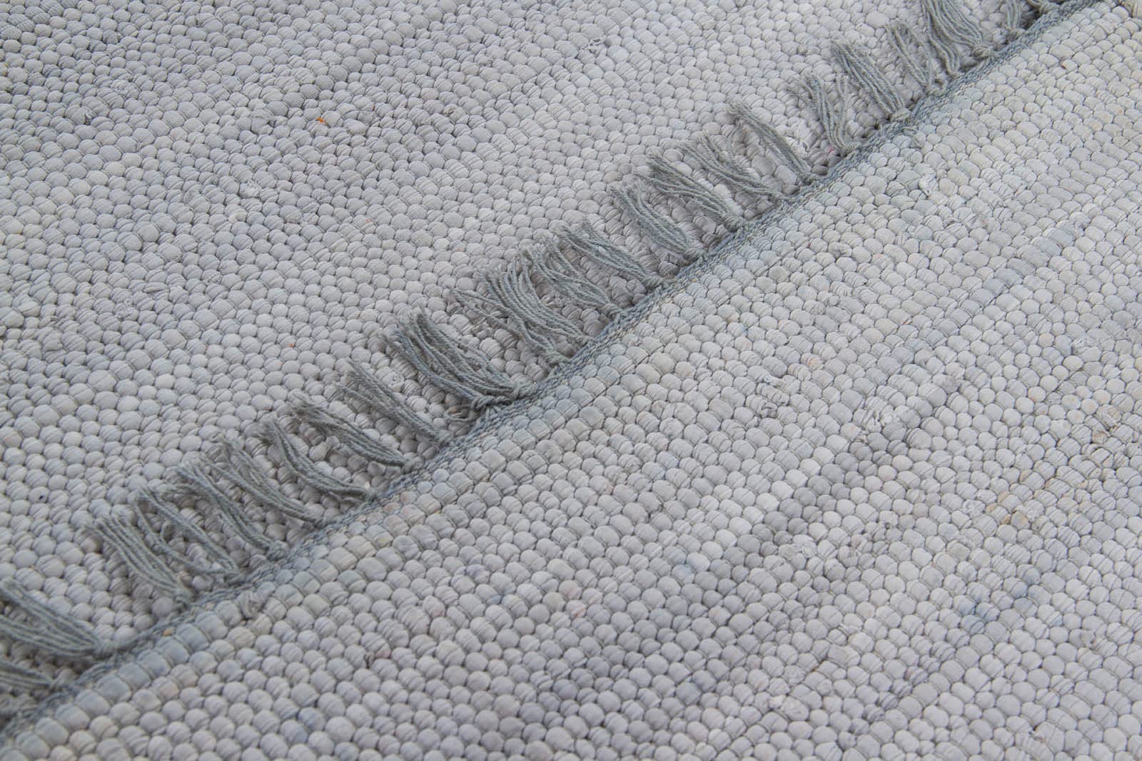Tapis tacheté lavable - Plat - Tissé à la main - Durable - Avec franges - Couleur : gris ciel - Dimensions : 120 x 180 cm