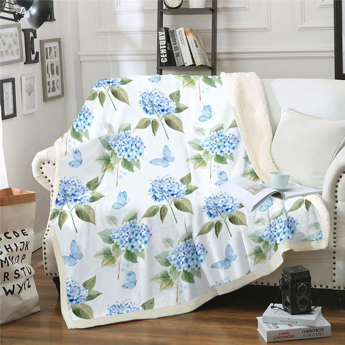 Erosebridal Blue Hydrangea Throw Blanket for Couch Chic Flower Sherpa Blanket, Cute Butterfly Blanket Green Leaves Blanket, Spring Floral Bed Blanket Girls Bedroom Decor