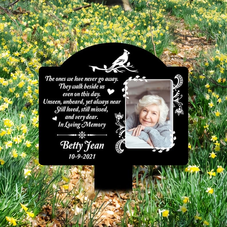 Personalized Memorial Plaques for Outdoors Custom Photo Mom Dad Grave Marker In Loving Memory 8x8 inch Metal Garden Stakes Memorial Gifts Sympathy Gifts for Loss of Loved One (Style 15)