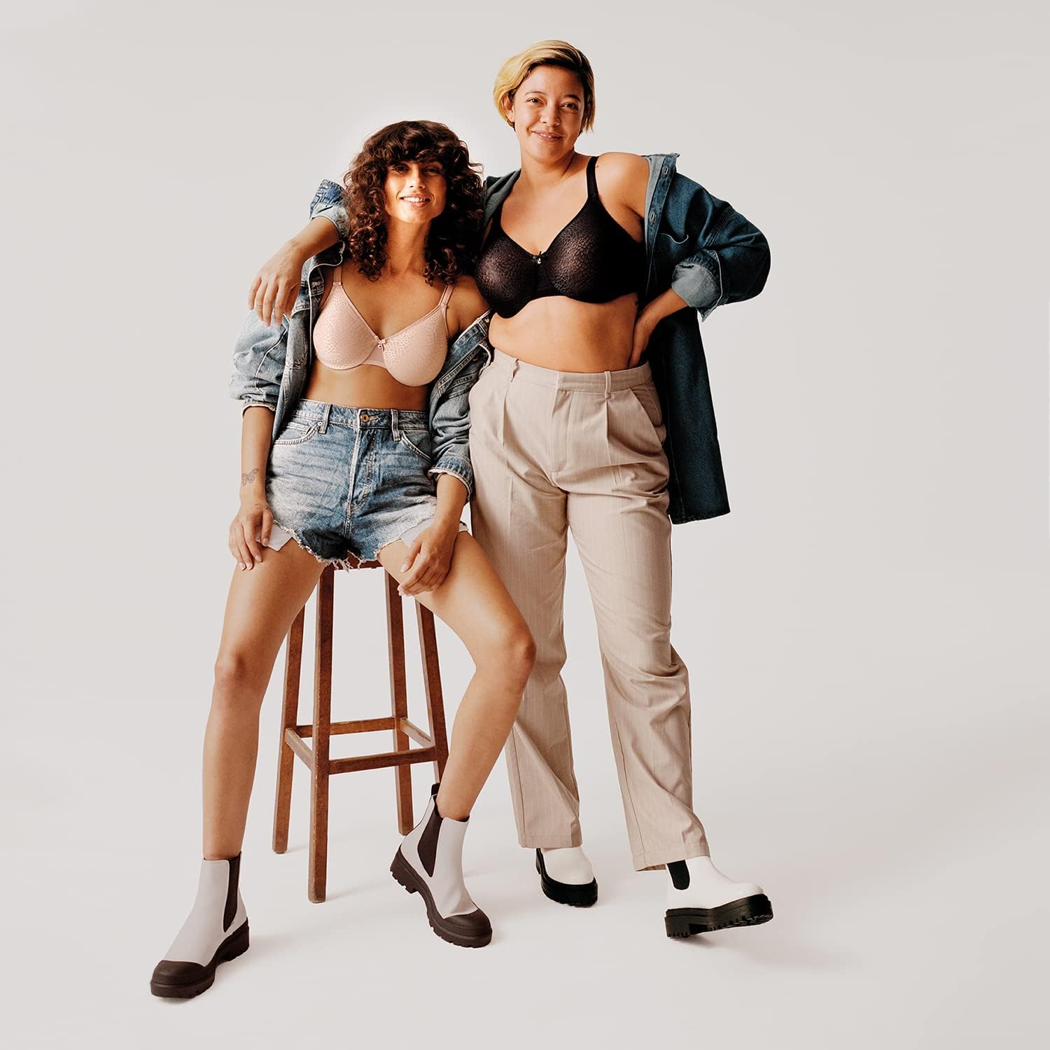 Chantelle Women's C Magnifique Seamless Unlined Minimizer - Image 5