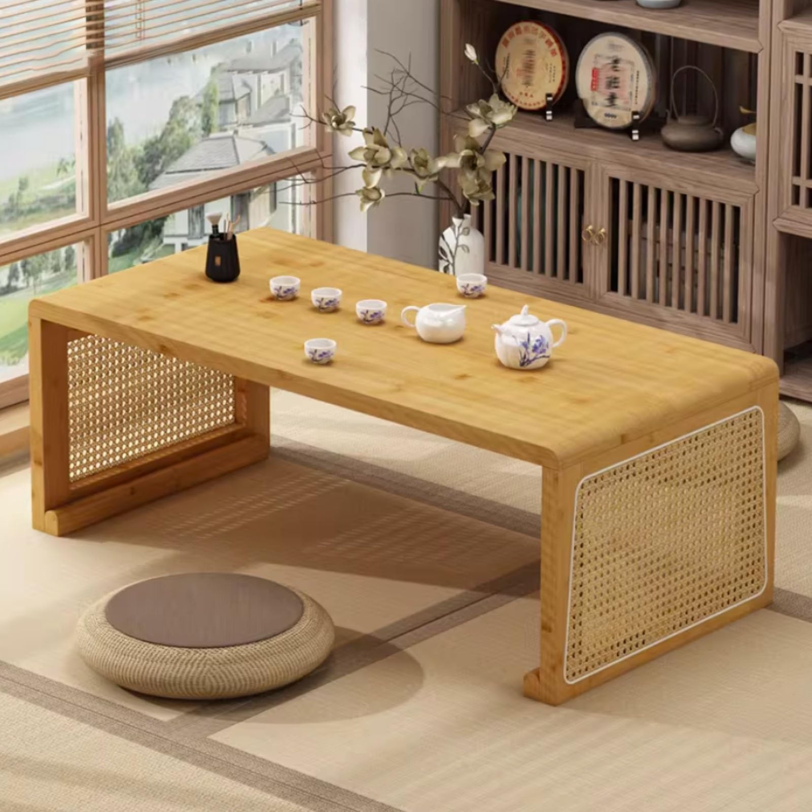 Table basse pliante en bambou et rotin pour un gain de place optimal