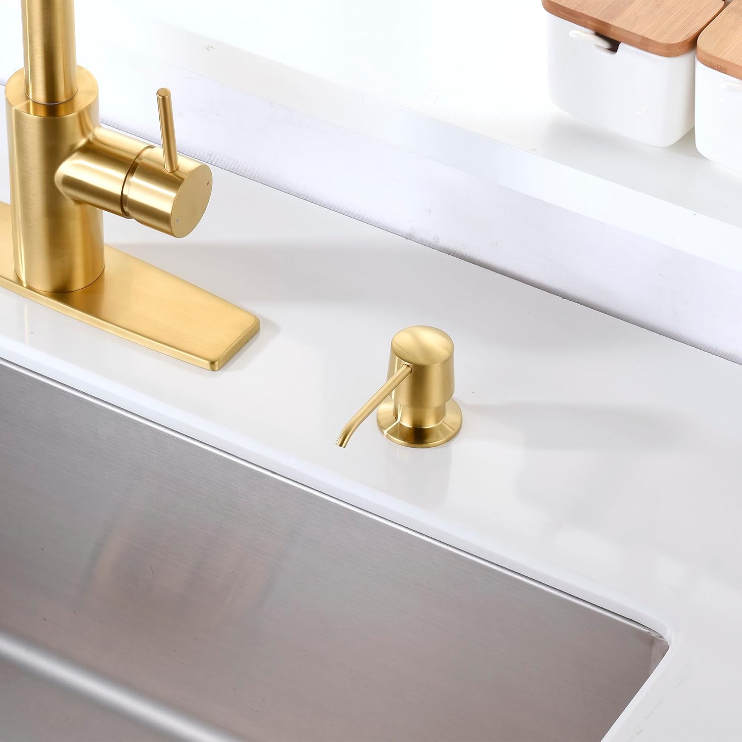 Luxier SC04-TG Countertop Deck-Mount Metal Soap and Lotion Dispenser in Brushed Gold image 4