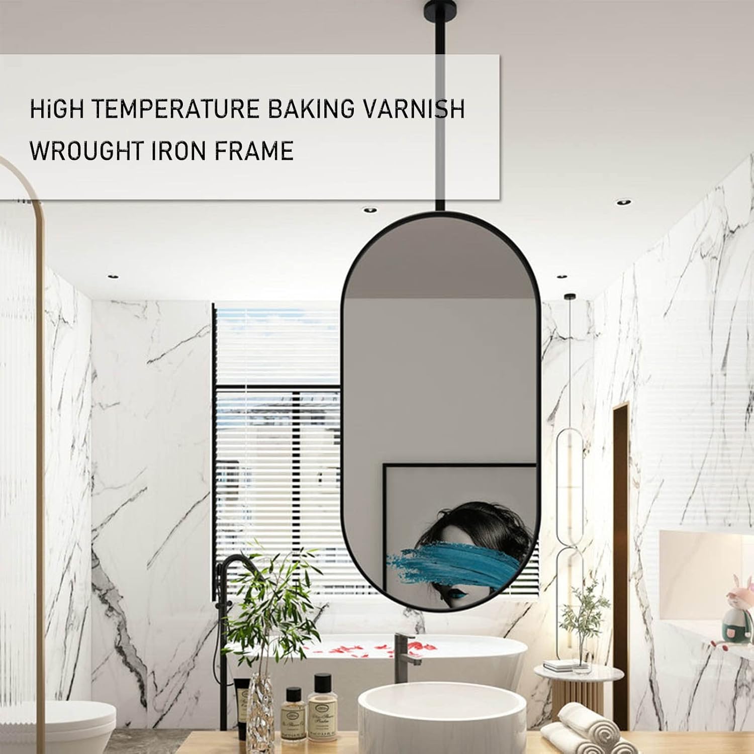 金属製の吊り下げロッド付き天井取り付けミラー、バニティミラーブラックメタルフレームミラー、バスルーム用フローティングウォール装飾ミラ  天井吊り下げロッドミラー ゴールドオーバーミラー 金属フレームバスルームミラー フローティングバニティメイクアップミラー ...