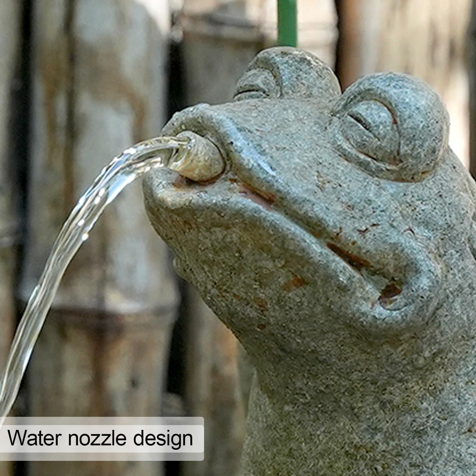 Generico Statua Della Fontana Dello Sputatore Del Laghetto Degli Animali - Caratteristica Dell'acqua All'aperto E Presa For La Circolazione Dell'acqua Del Laghetto Dei Pesci