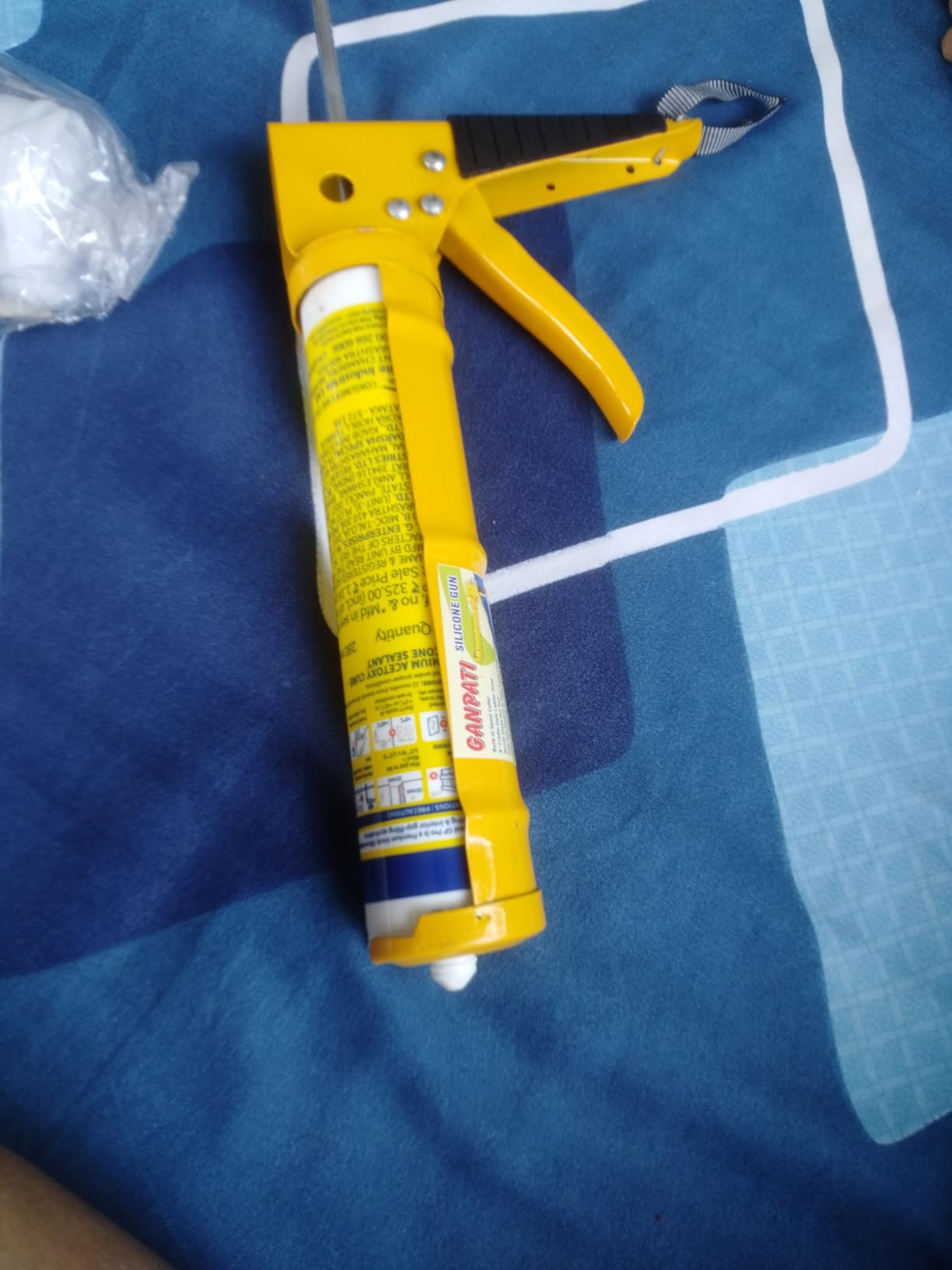 Dr.Fixit Applicator Gun and Silicone Sealant (White) Amazon.in