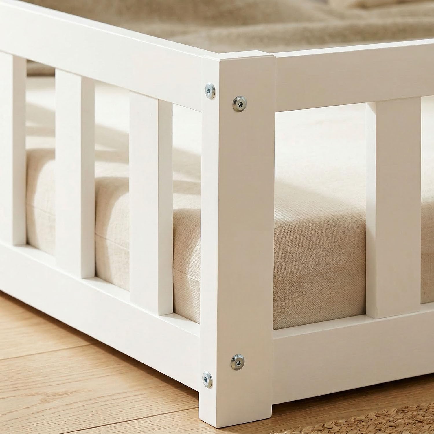 Homestyle4u Bodenbett 90x200 Kinderbett mit Rausfallschutz Weiß | Montessori Kleinkindbett aus massivem Kiefernholz Lattenrost inklusive, Matratze nicht enthalten