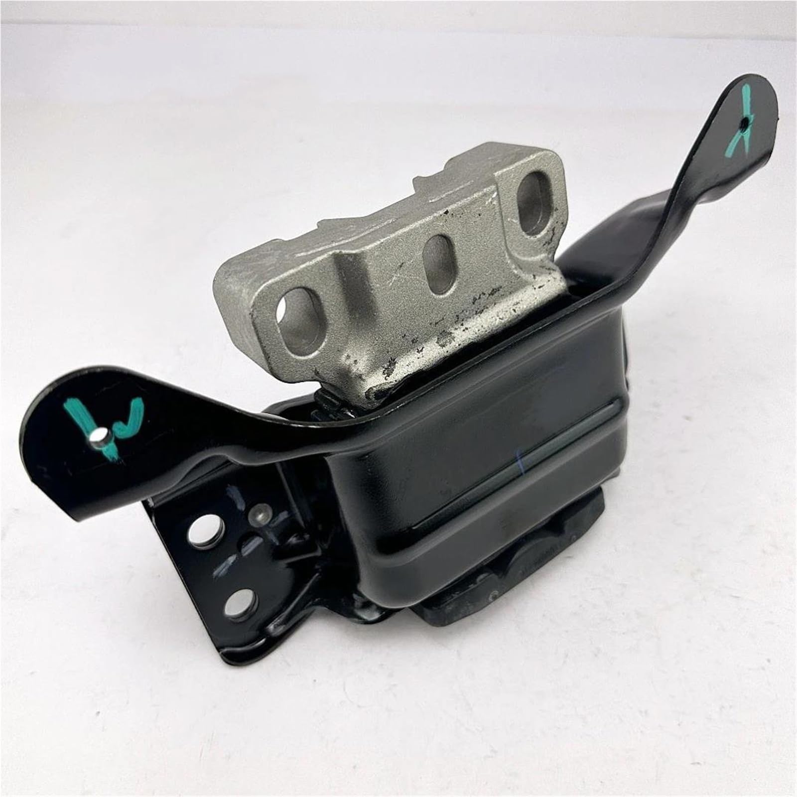 Generico Revisione del Motore Supporto Trasmissione 5Q0199555BF per VW per Golf per Jetta 2014-2020 2025