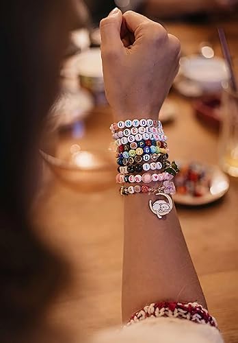 Miniatura 5 de LAIDANLA 1500 cuentas de letras acrílicas del alfabeto, letras negras, cuentas redondas blancas de 0.276 x 0.157 in para joyería, pulseras,