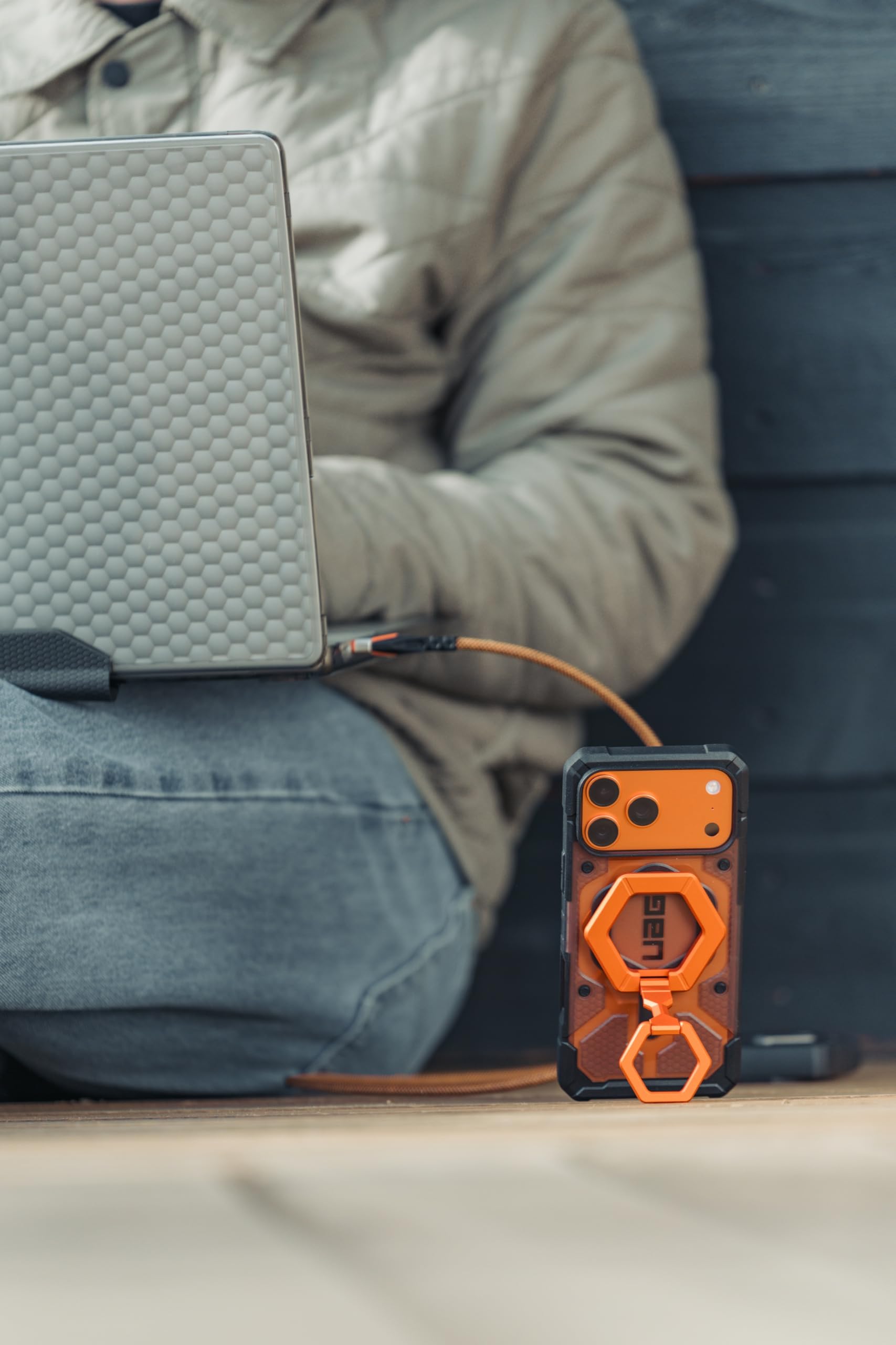 URBAN ARMOR GEAR UAG - Supporto magnetico ad anello per telefono, compatibile con magnete MagSafe, impugnatura rimovibile in metallo e cavalletto regolabile con rotazione a 360°, per iPhone 17, Galaxy