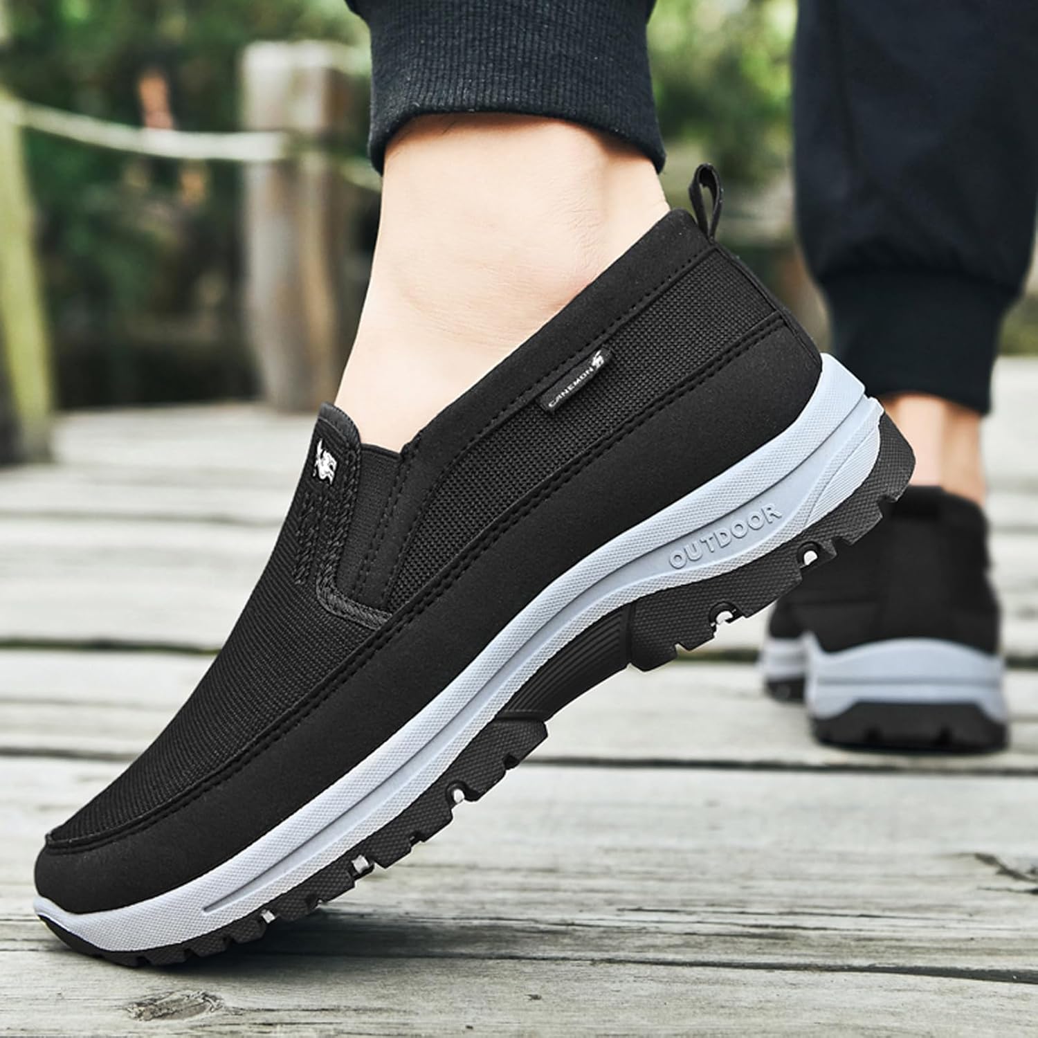 Men's Fashion Slip-on Casual Walking Shoes Lightweight Breathable Outdoor Non Slip Hiking Shoes Comfortable Soft Sole Flat Loafers Boat Shoes