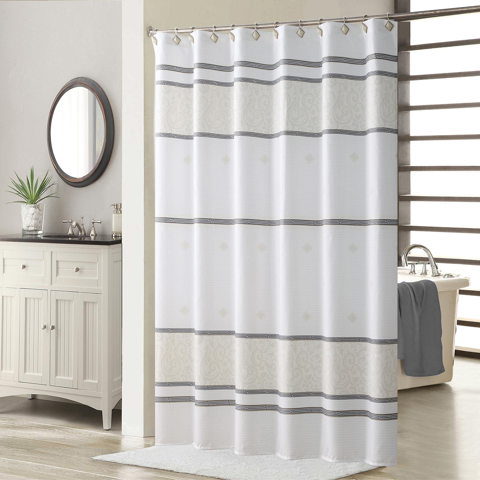 Rideau de douche style rustique chic pour une ambiance de bain moderne et relaxante