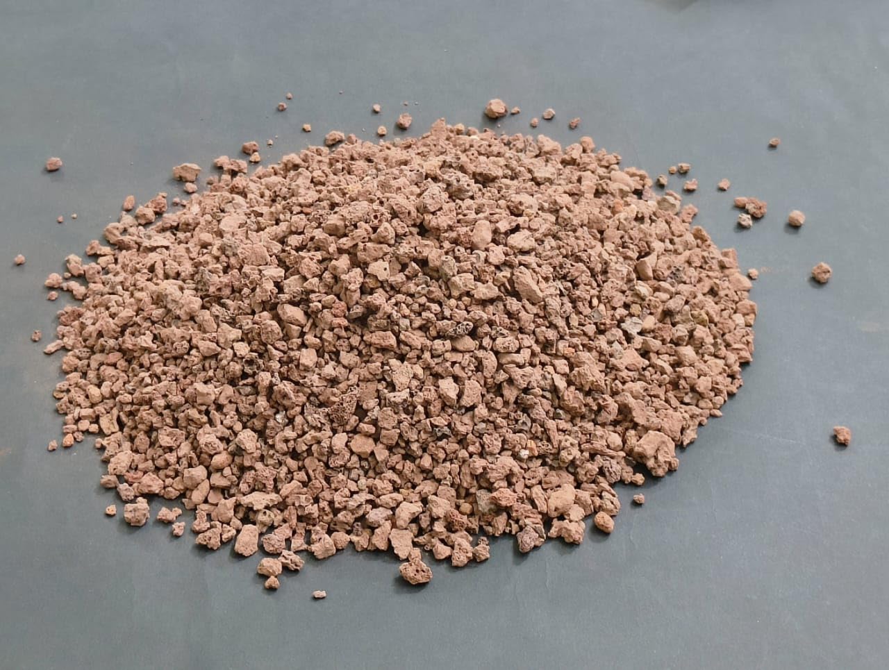 ROOTS OF LIFE Lava Rocks 1-3 mm for Soil Mix of Bonsai Cactus Succulents, 750gms (B0CDWM9CCL) Amazon Price History, Amazon Price Tracker