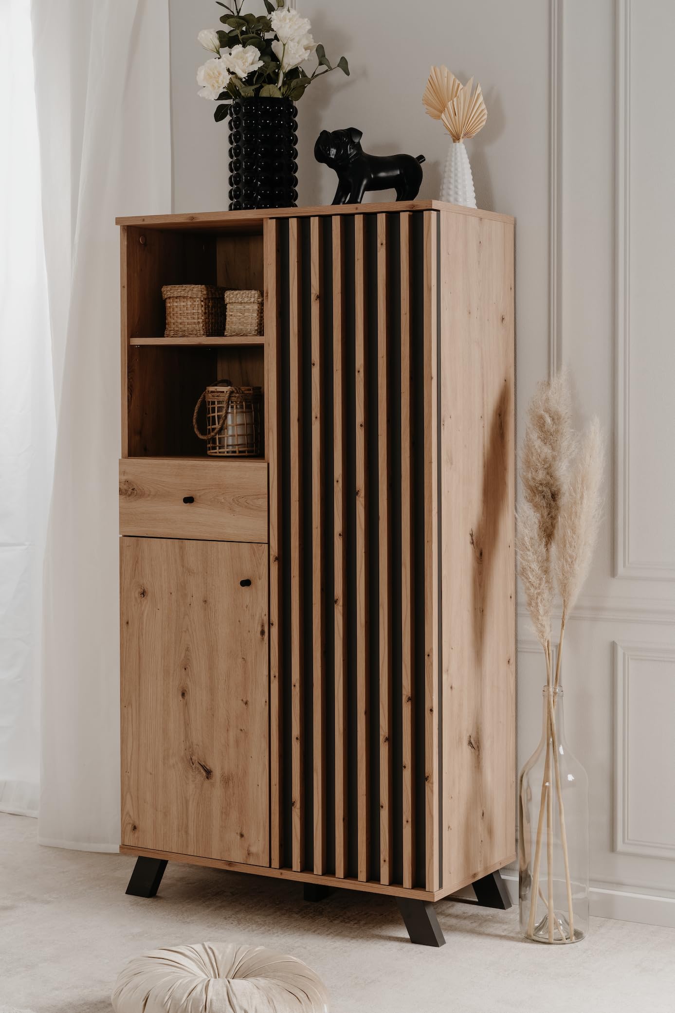 Credenza effetto noce con 3 ante e 3 ripiani, 120cm, Marrone