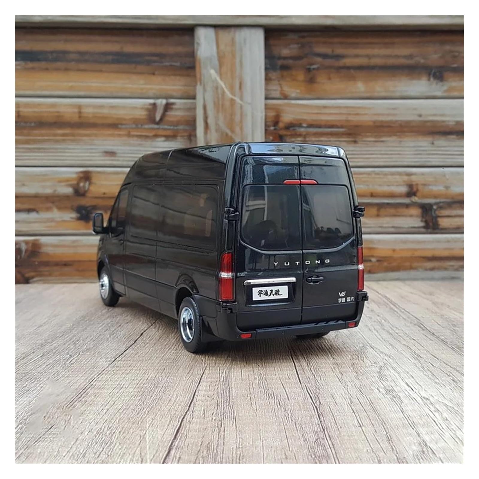 Metallo Scala Replica 1 24 Per Yutong Tianjun V6 Veicolo commerciale Mpv Modello statico in lega Collezione di decorazioni per la casa Hobby Veicoli Giochi Set