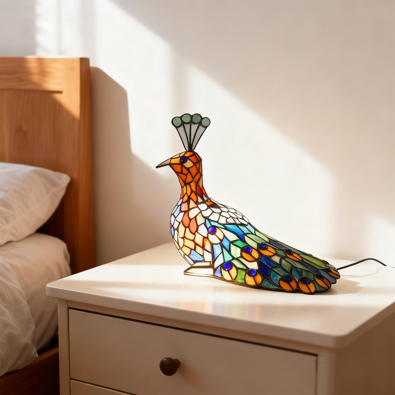 Lámpara de Mesa Retro de Vidrio Teñido Azul con Pavo Real Luz Nocturna de 11"de Altura Estilo Tiffany para Dormitorio Mesita de Noche Comedor Habitación Infantil Oficina Decoración del Hogar