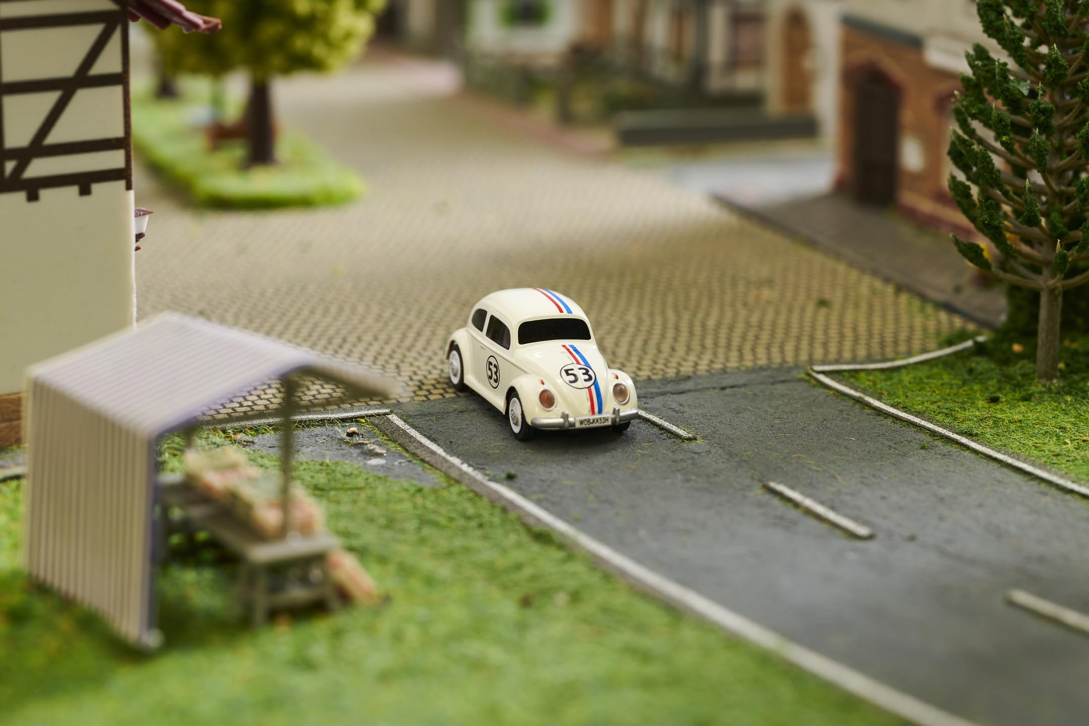 Carson 500504153 1:87 VW Beetle Rallye 2.4G 100% RTR - Gotowy do jazdy model, model RC, samochód H0, model RC, pojazd do dioramy