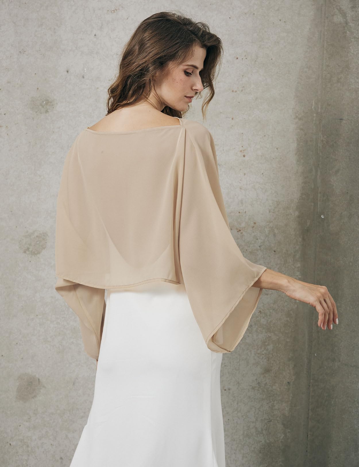 BEAUTELICATE Damen Chiffon Stola mit Ärmel Festlich Sheer Schultertuch Elegante Bolero Capelet Sommer Brautjacke für Abendkleider Brautkleider Hochzeit