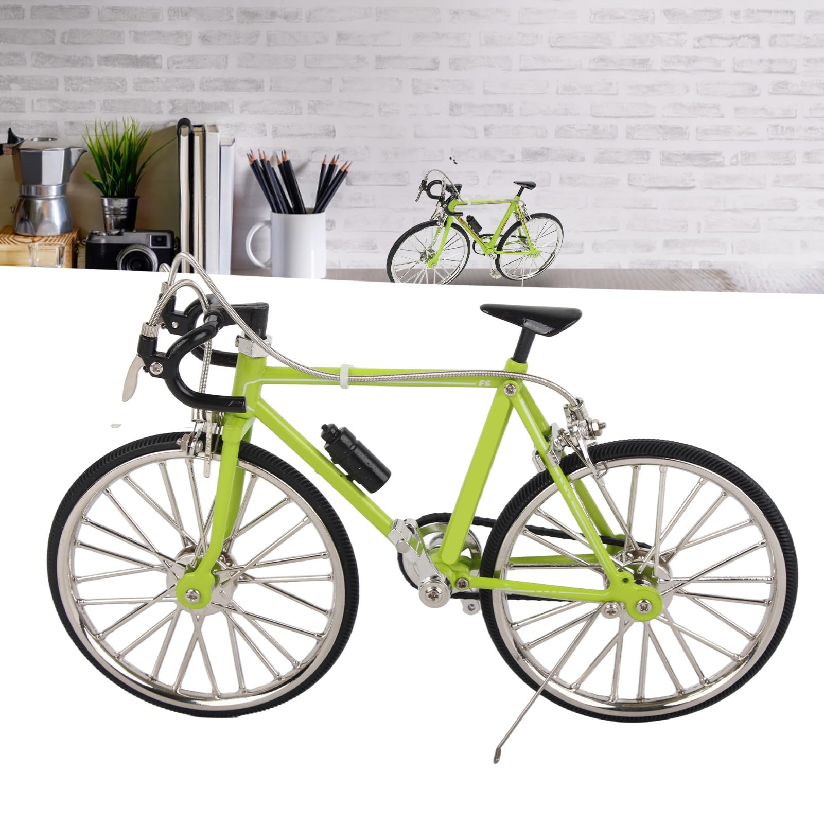 Ornamento Modello Bici, Giocattoli per Bici da Dito Decorazione Giocattolo per Bicicletta in Miniatura Staccabile 3D Modello di Bici Retrò Statua Bici da Dito in Metallo per Regali di Compleanno