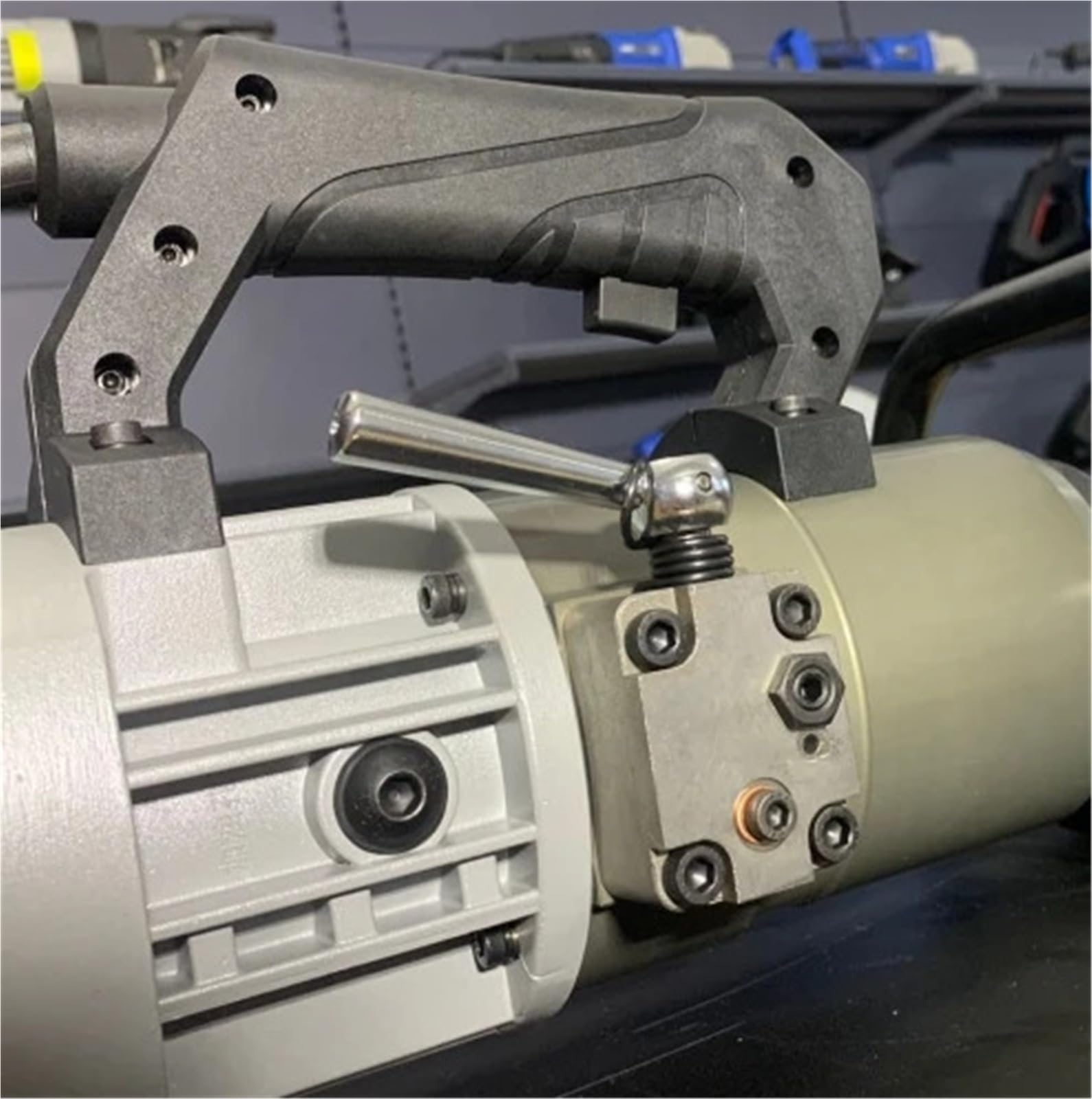 Cortador de varillas de refuerzo, Dobladora de varillas refuerzo eléctrica profesional NRB-22, dobladora acero hidráulica manual portátil, componentes del núcleo motor automáticos