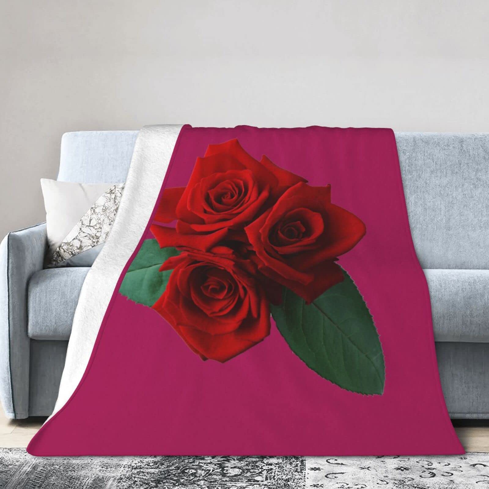 Couverture polaire gothique rose pour éliminer le froid sur le canapé avec sa microfibre douce
