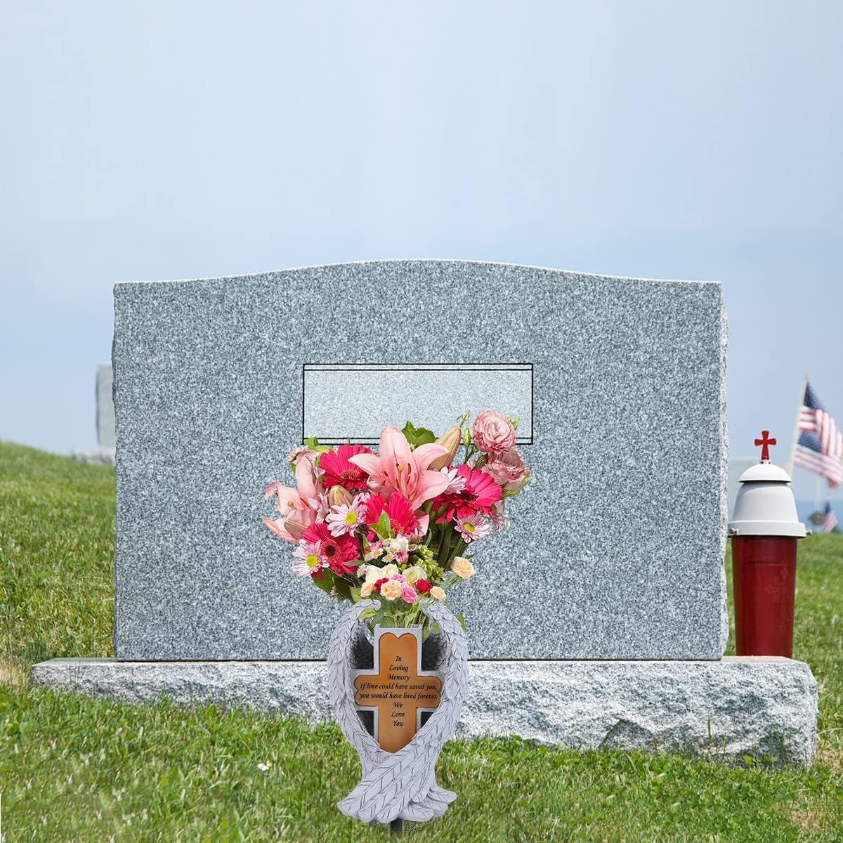 Grave Decorations for Cemetery， Heaven Angel Wing Cross, Graveyard Decorations, Vase with Solar LED Lamp, Resin Decorated Bereavement Statue, Gift in Memory of Relatives (White)