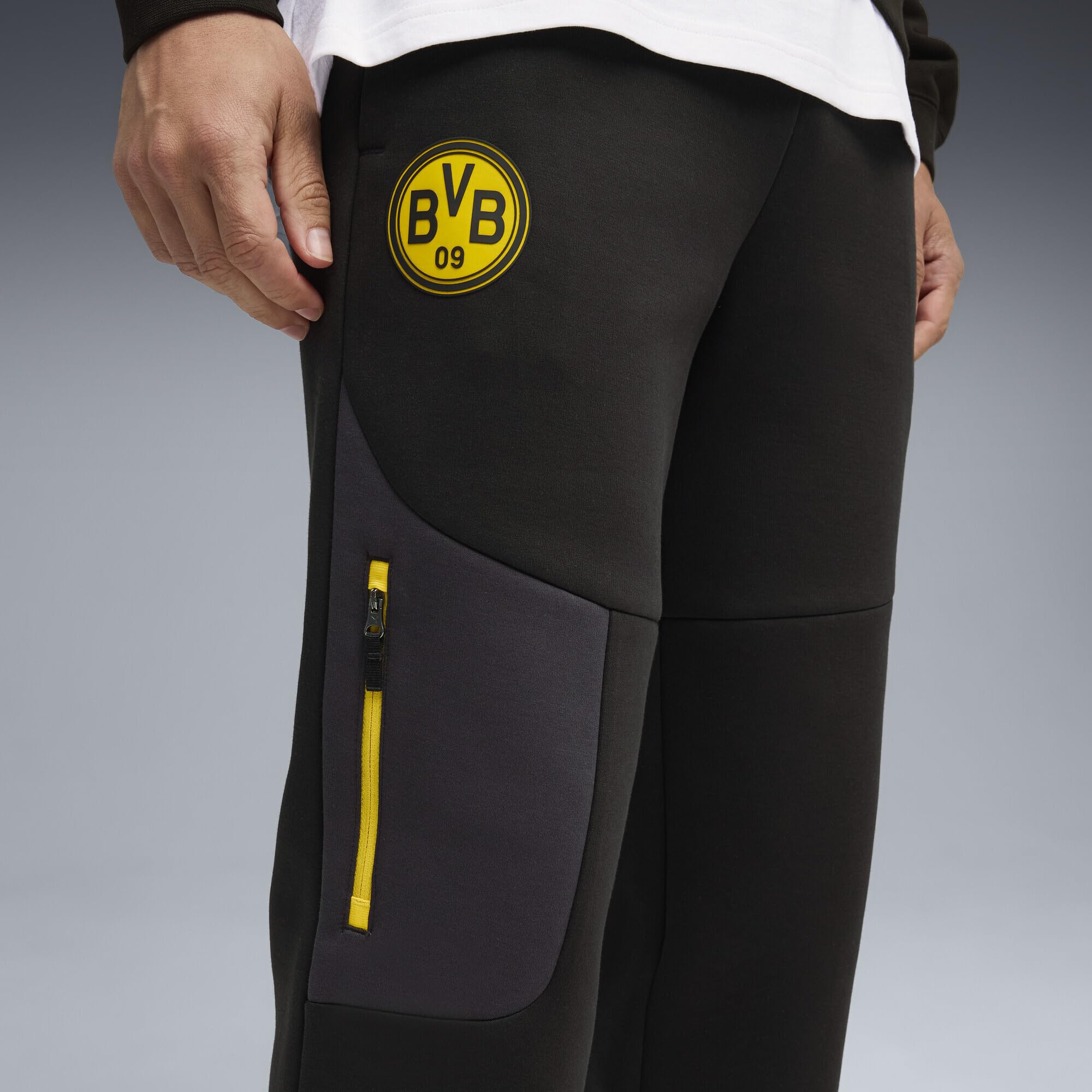 PUMA Herren Borussia Dortmund PUMATECH Jogginghose XL, Black Yellow Sizzle