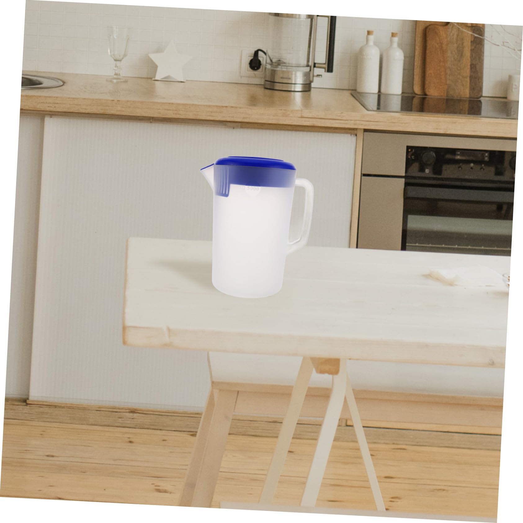 Caraffa in Plastica Opaca con Coperchio e Manico Brocca Multifunzione per Tè Freddo Caffè Freddo e Bevande Fredde con Misuratore Graduato e Base Trasparente Compatibile Frigorifero