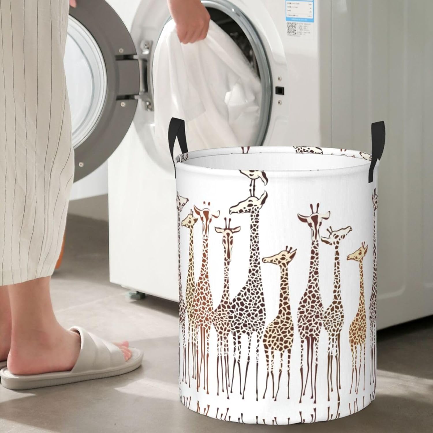 Cute Cartoon Funny Giraffes Printed Hamper - Durable Round Laundry Basket with Handles - Baskets for Laundry, Bedroom Storage, Medium