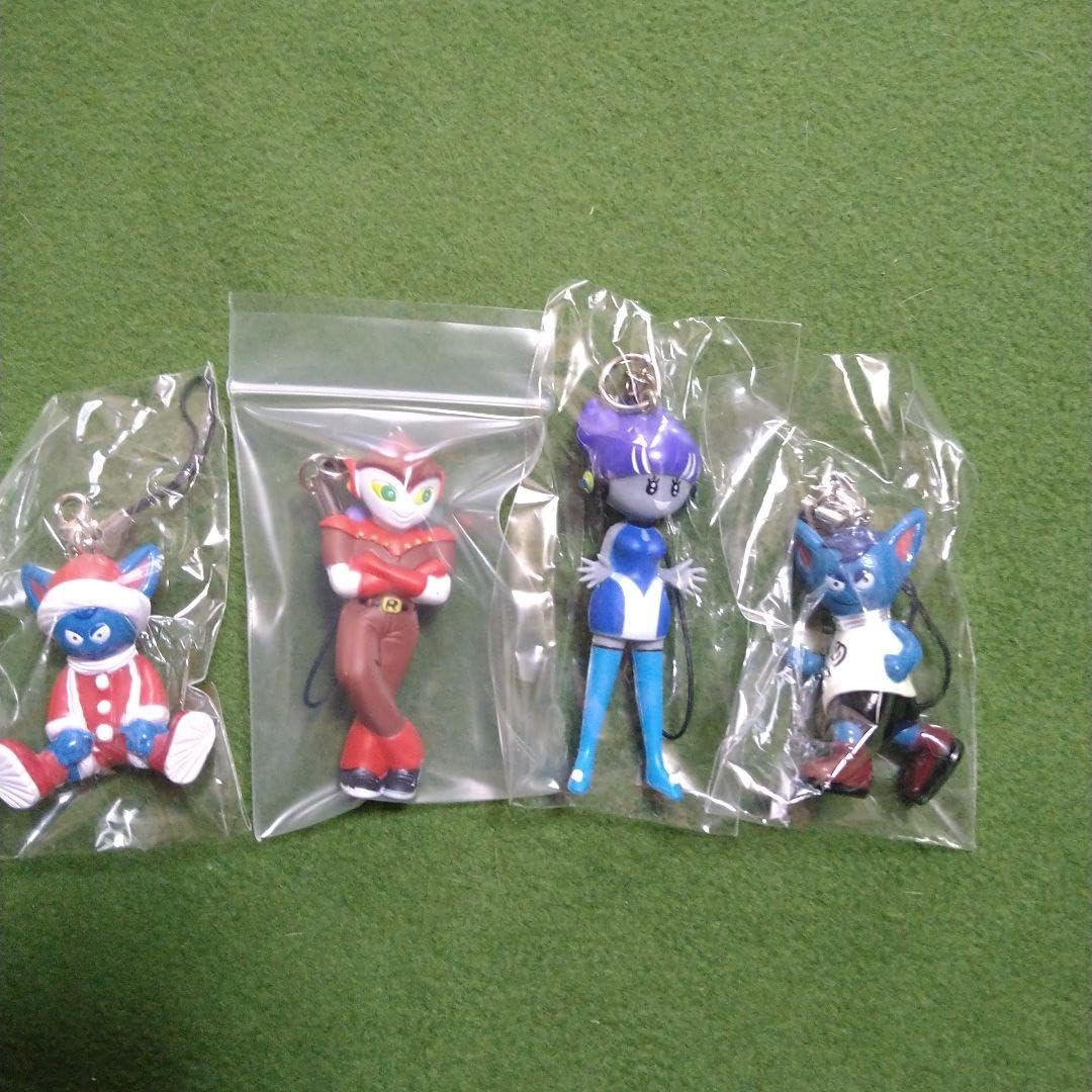 Amazon.co.jp: 藤井フミヤグッズ フェビルくん ストラップセット