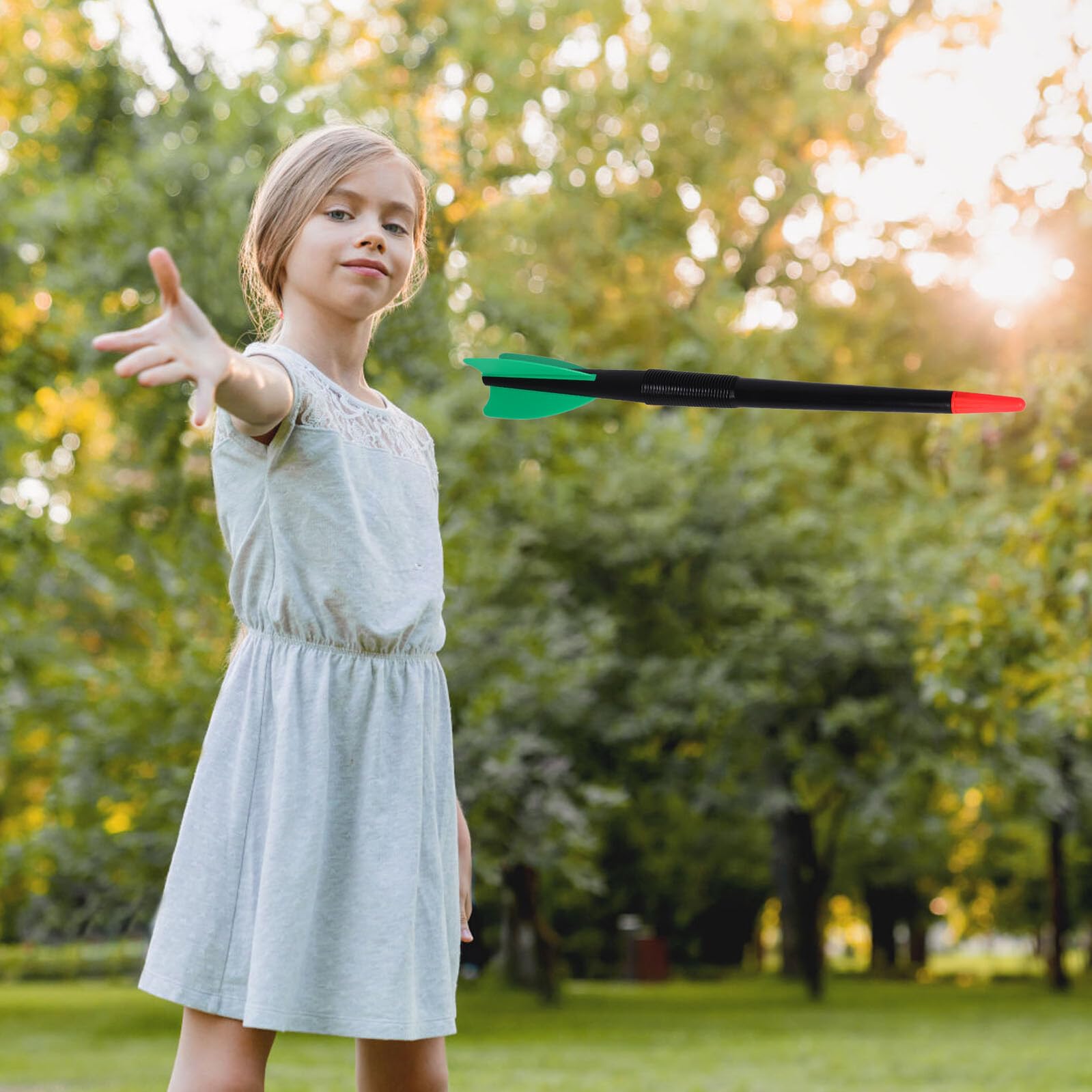 2 Stück Trainingsspeere aus Grünem Kunststoff für Kinder Zubehör zum Speerwurftraining im Kindergarten und Outdoor Fördert Geschicklichkeit und Fitness