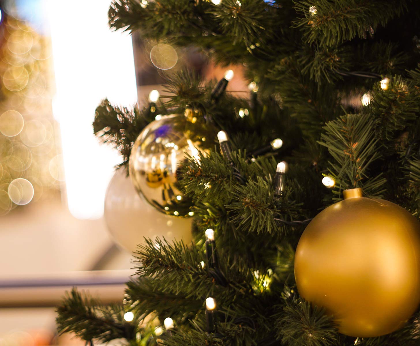 eacommerce, Serie Luci Natale Micro LED, 6W 31V, Bianco Caldo/Ghiaccio, Catena Luminosa Esterno Interno, Giochi Luce Memory, Filo Flessibile, Illuminazione Decorativa Festiva (Luce Fredda, 3000 Led)