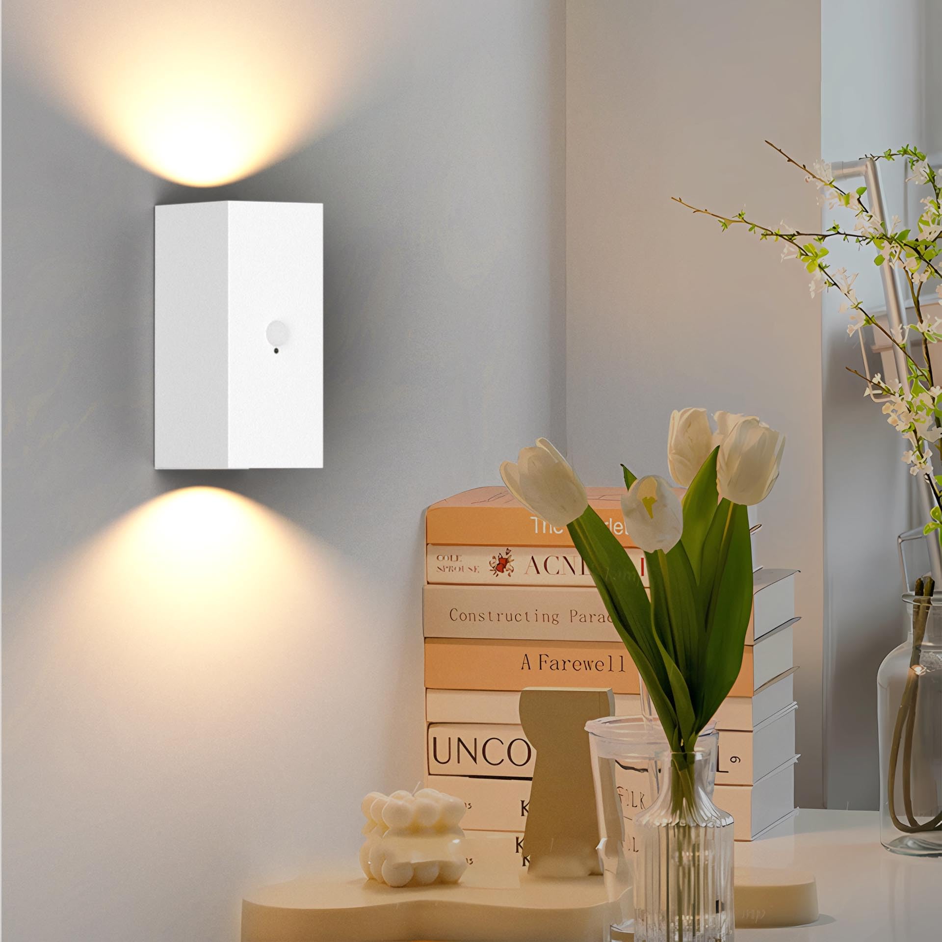 Aipsun 2 piezas LED recargable luz de pared con detector de movimiento blanco, 6000mAh, lámpara de pared inalámbrica con 3 modos, 6W 2700K para escaleras, pasillo, sala de estar, dormitorio, garaje