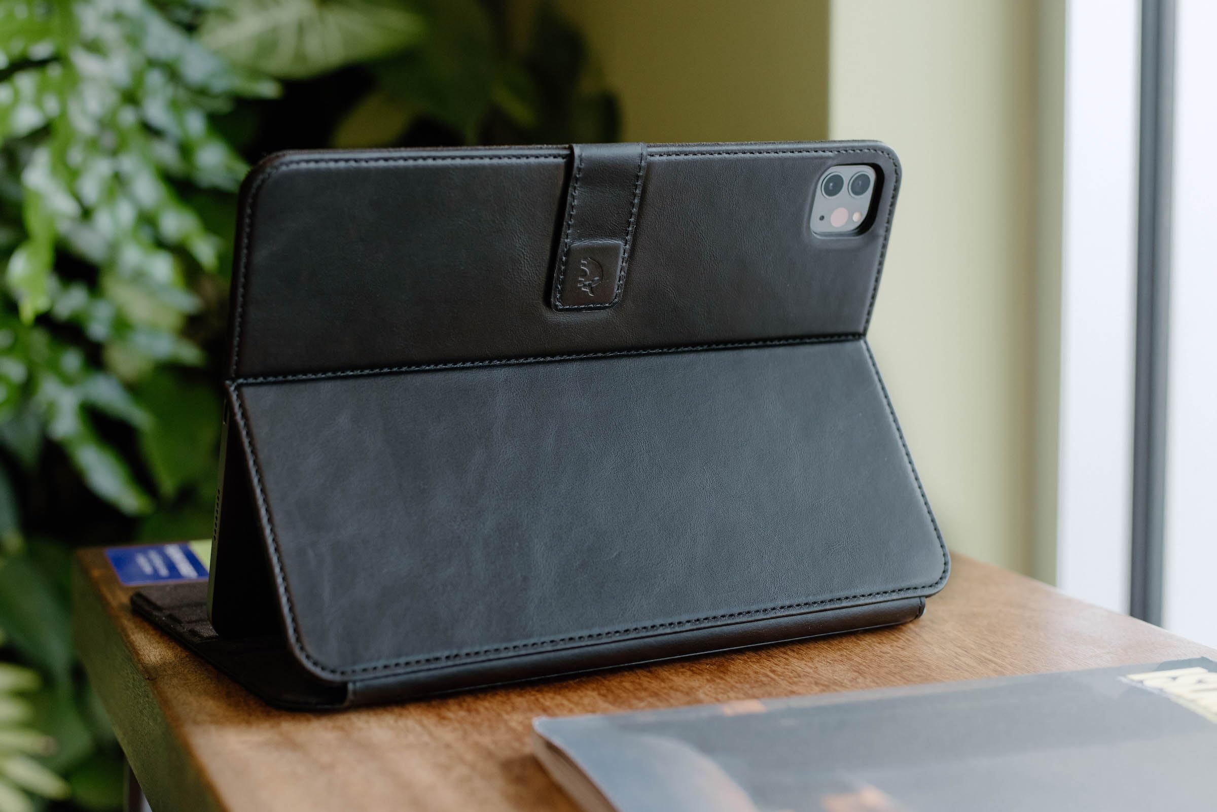 Amazon.com: Bullstrap Premium Full-Grain Leather iPad Case with