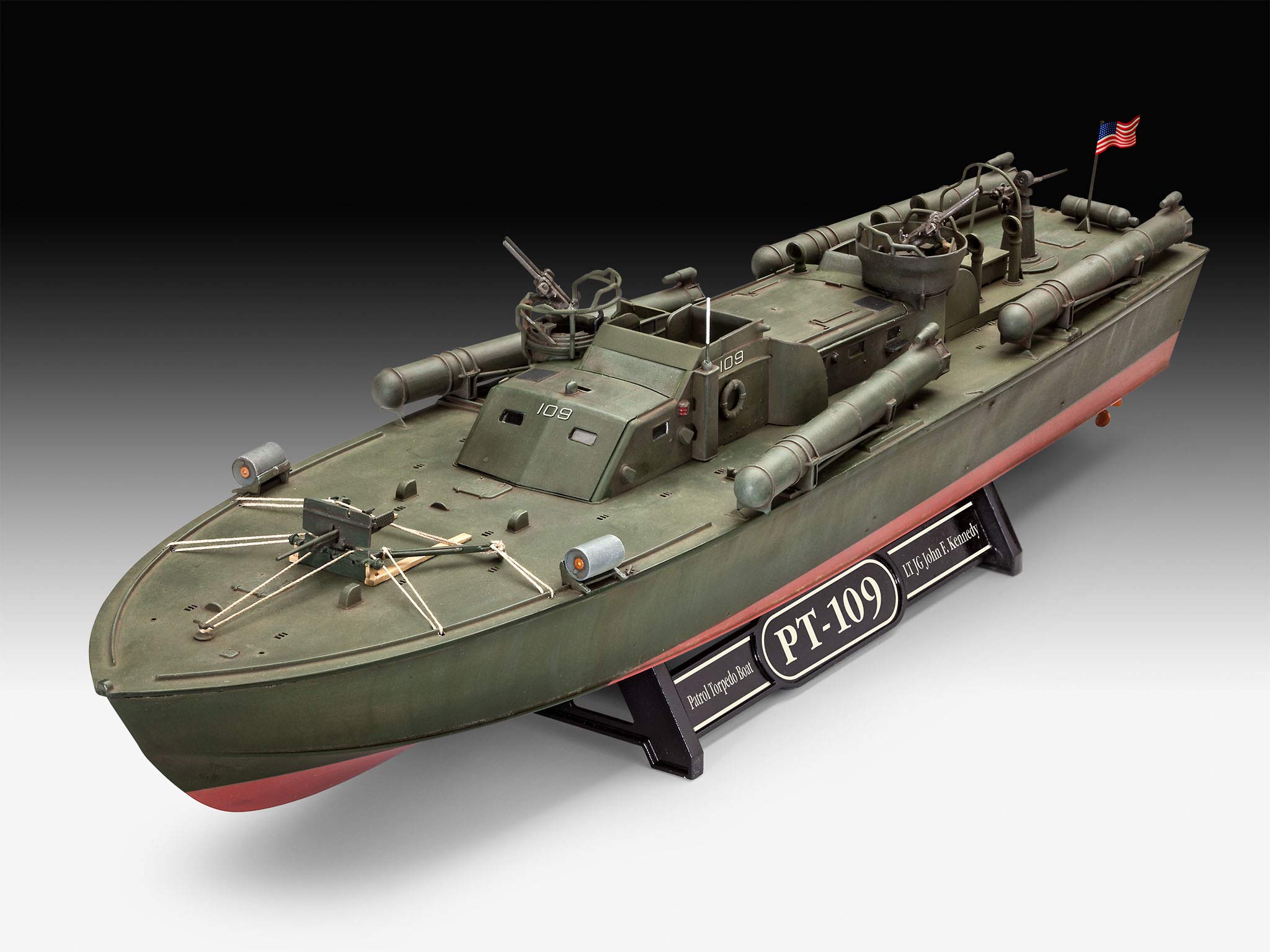 65147 Model Set Patrol Torpedo Boat PT-109 1:72